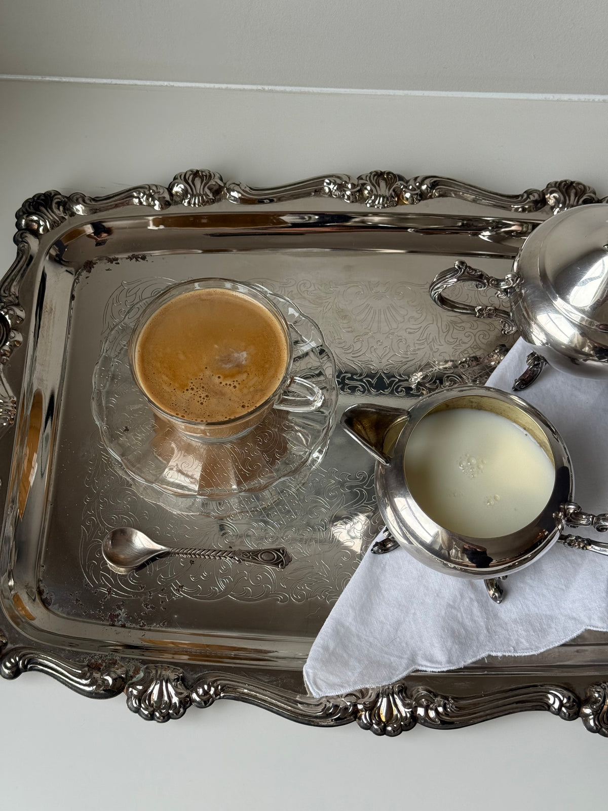 Vintage Silver Plated Footed Sugar Bowl & Creamer Set – Ornate Scroll Design