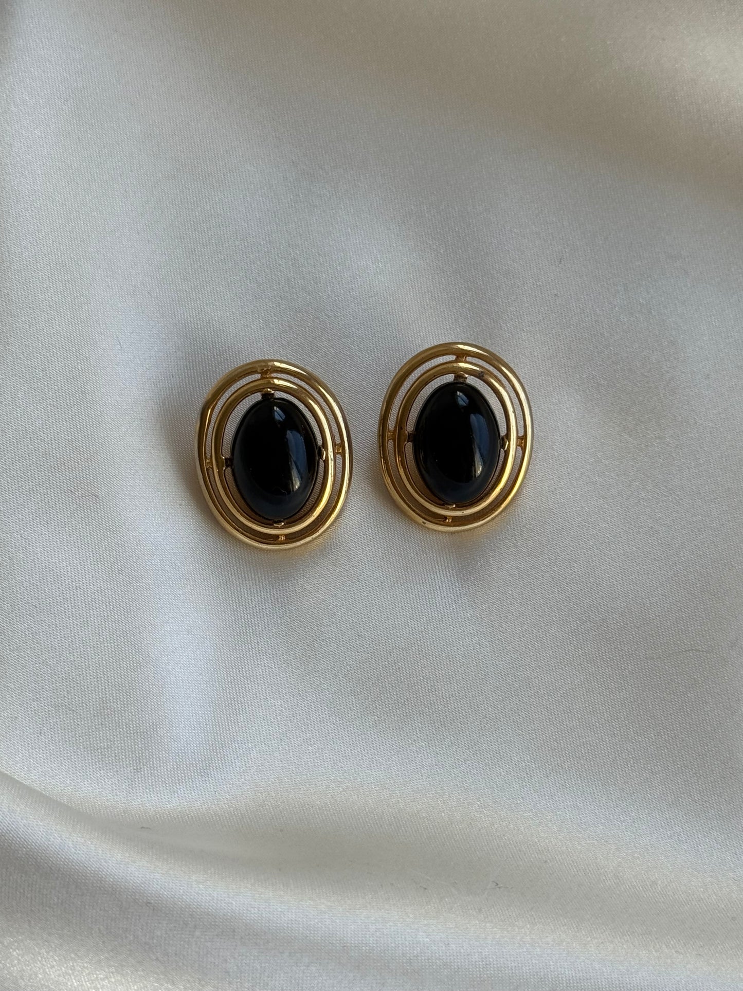 Vintage Gold-Tone & Black Cabochon Clip-On Earrings
