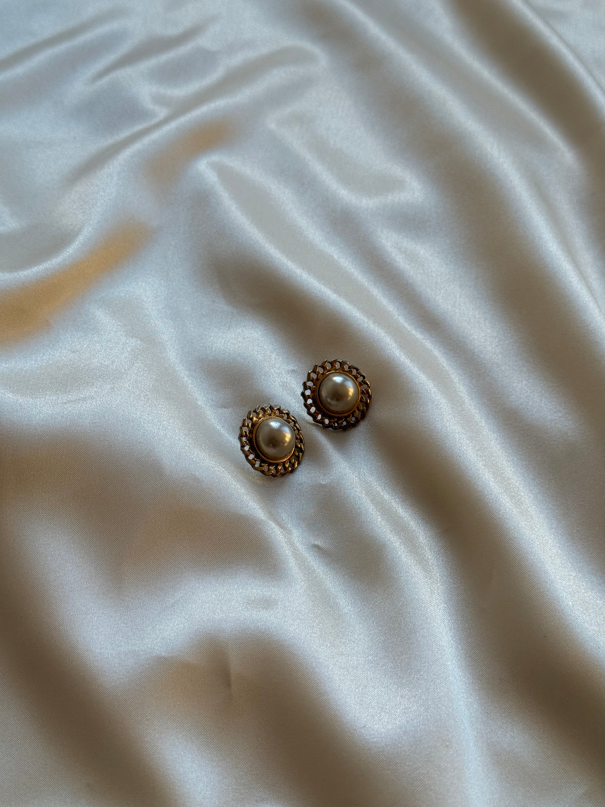 Vintage Faux Pearl & Gold-Tone Chain Clip-On Earrings