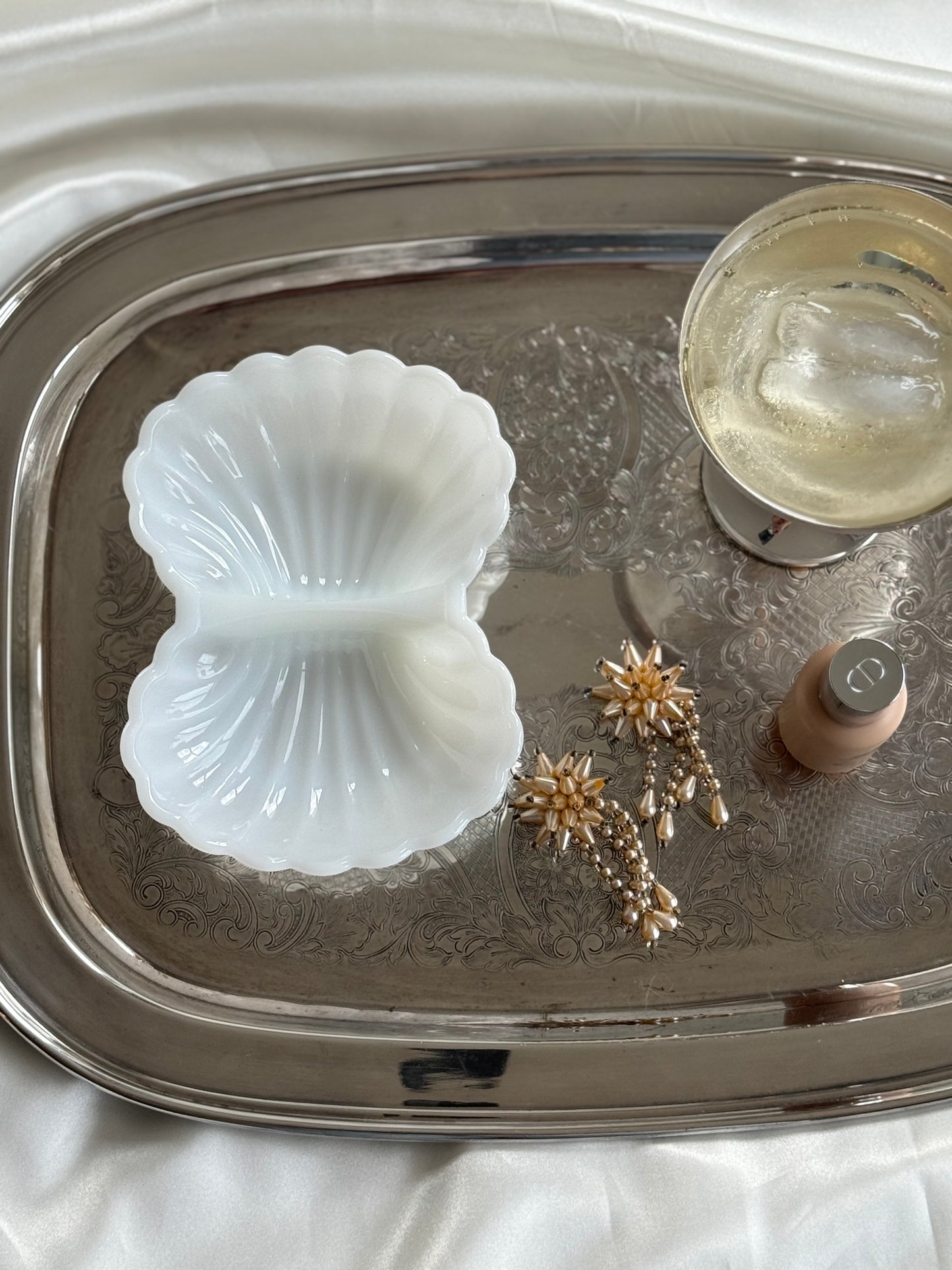 Vintage Avon Milk Glass Double Shell Dish