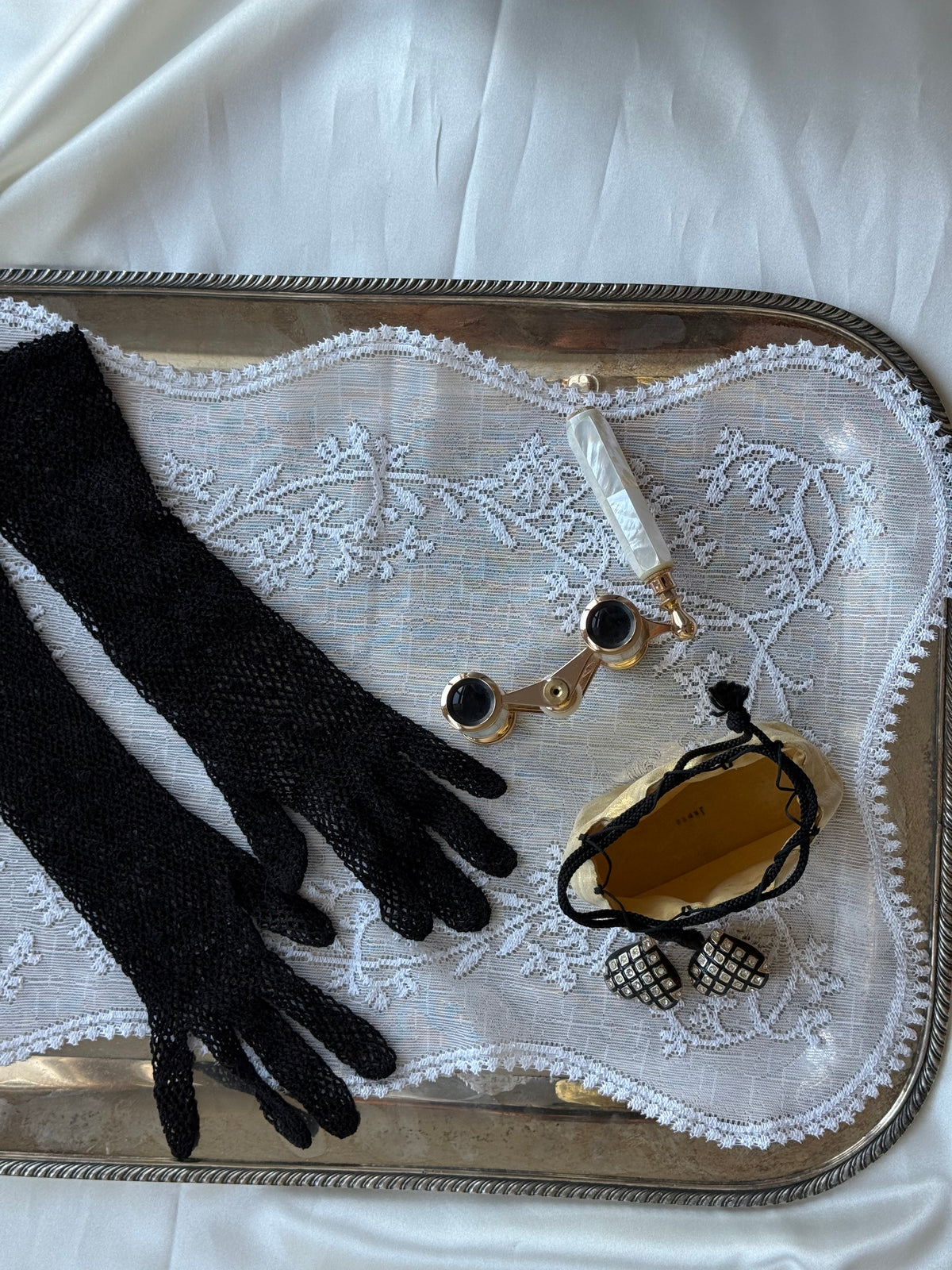 Mother-of-Pearl Opera Glasses | Elegant Theatre Binoculars