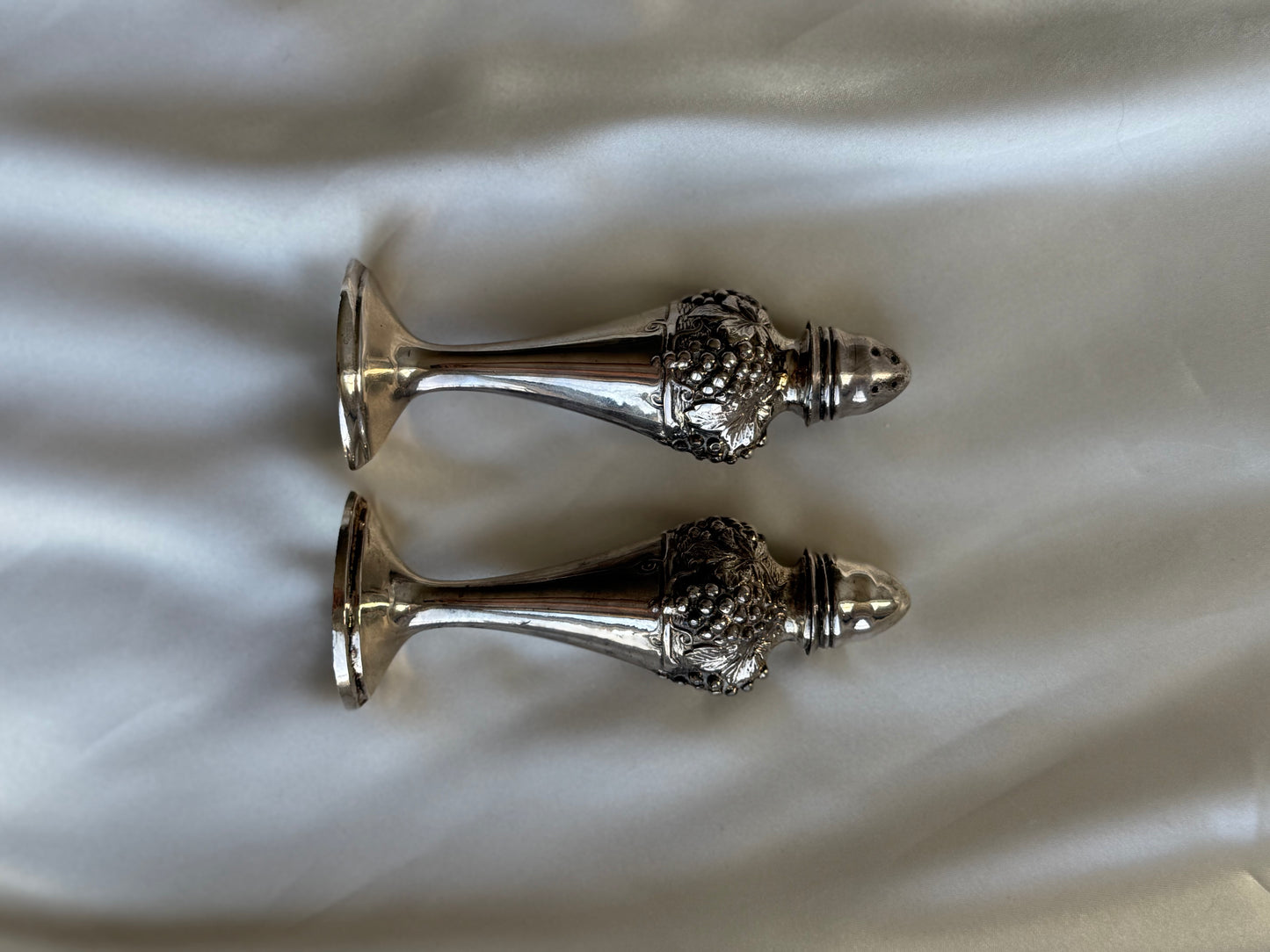 Vintage Silver Plate Grape Motif Salt & Pepper Shakers