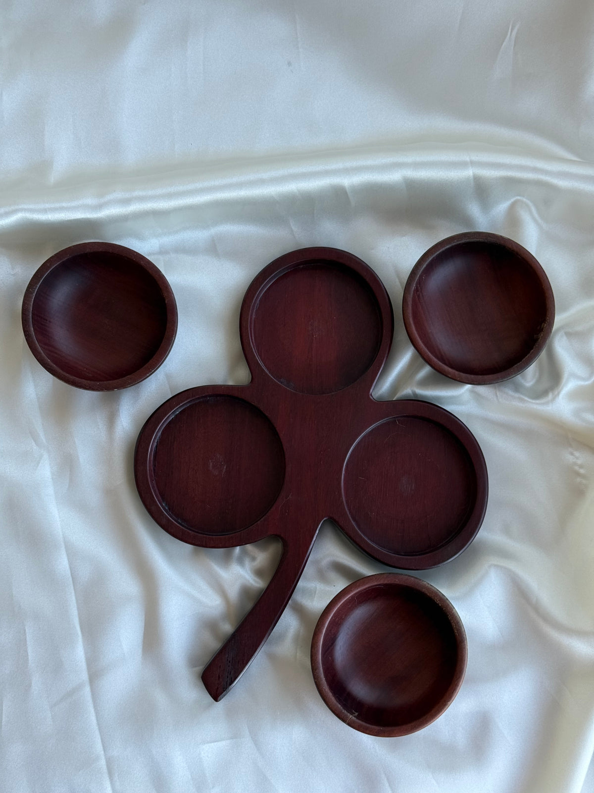 Vintage Wooden Clover Serving Set