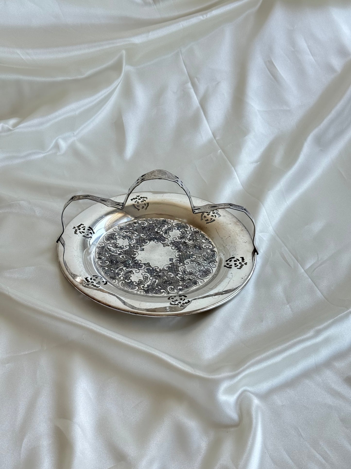 Vintage Silver Plated Bon Bon Dish with Removable Handle