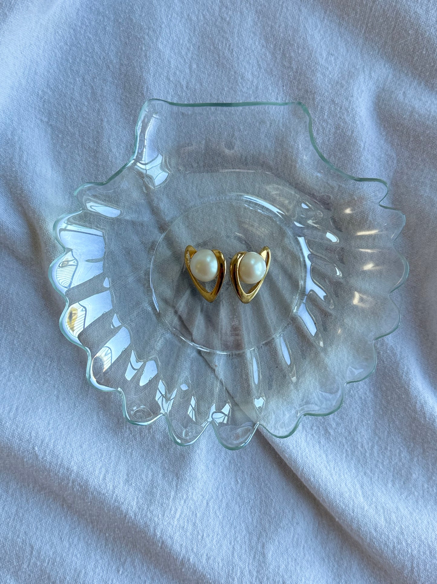 Vintage Clear Glass Shell Dish