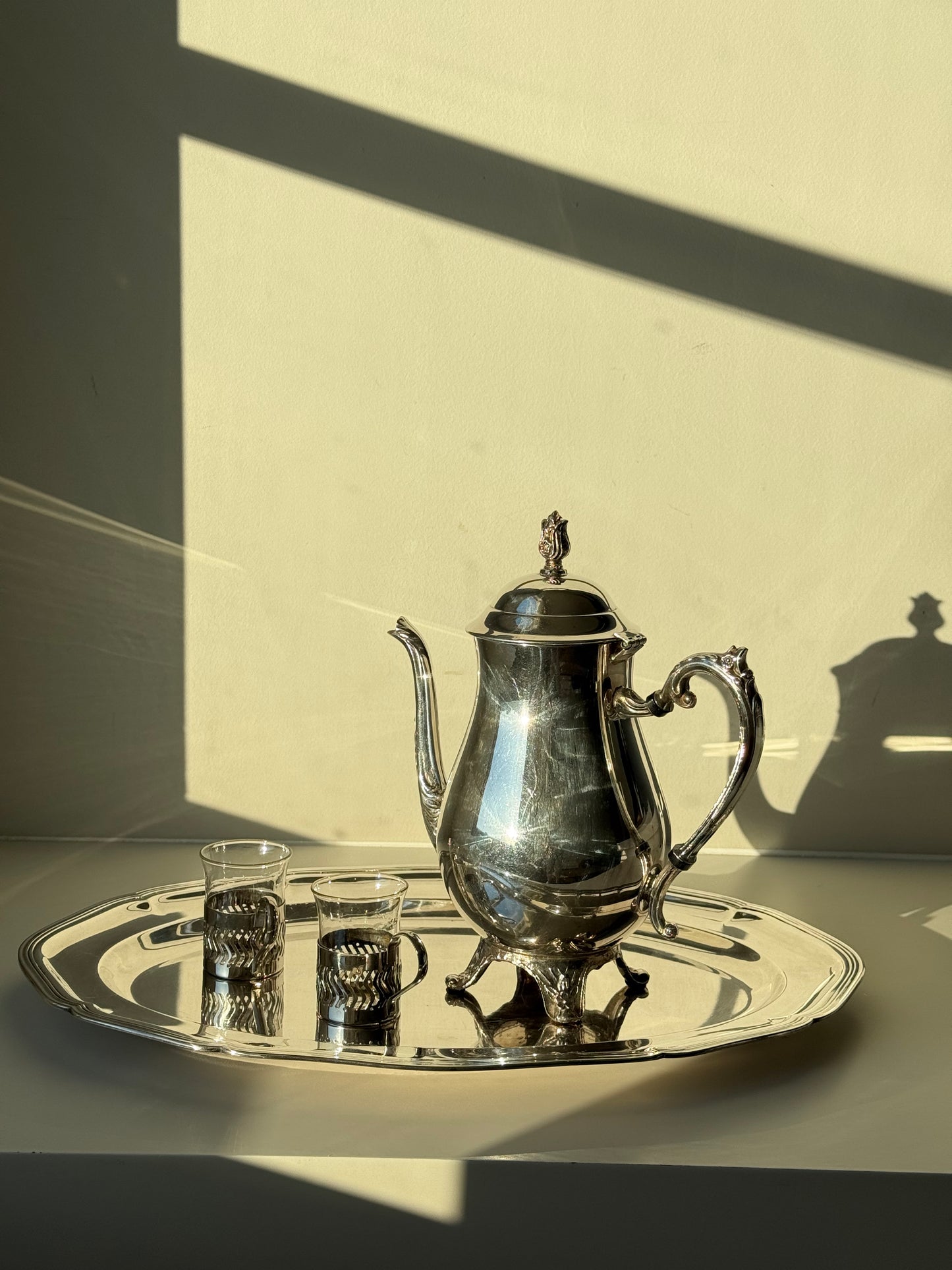 Vintage Silver Plate Tea / Coffee Pot
