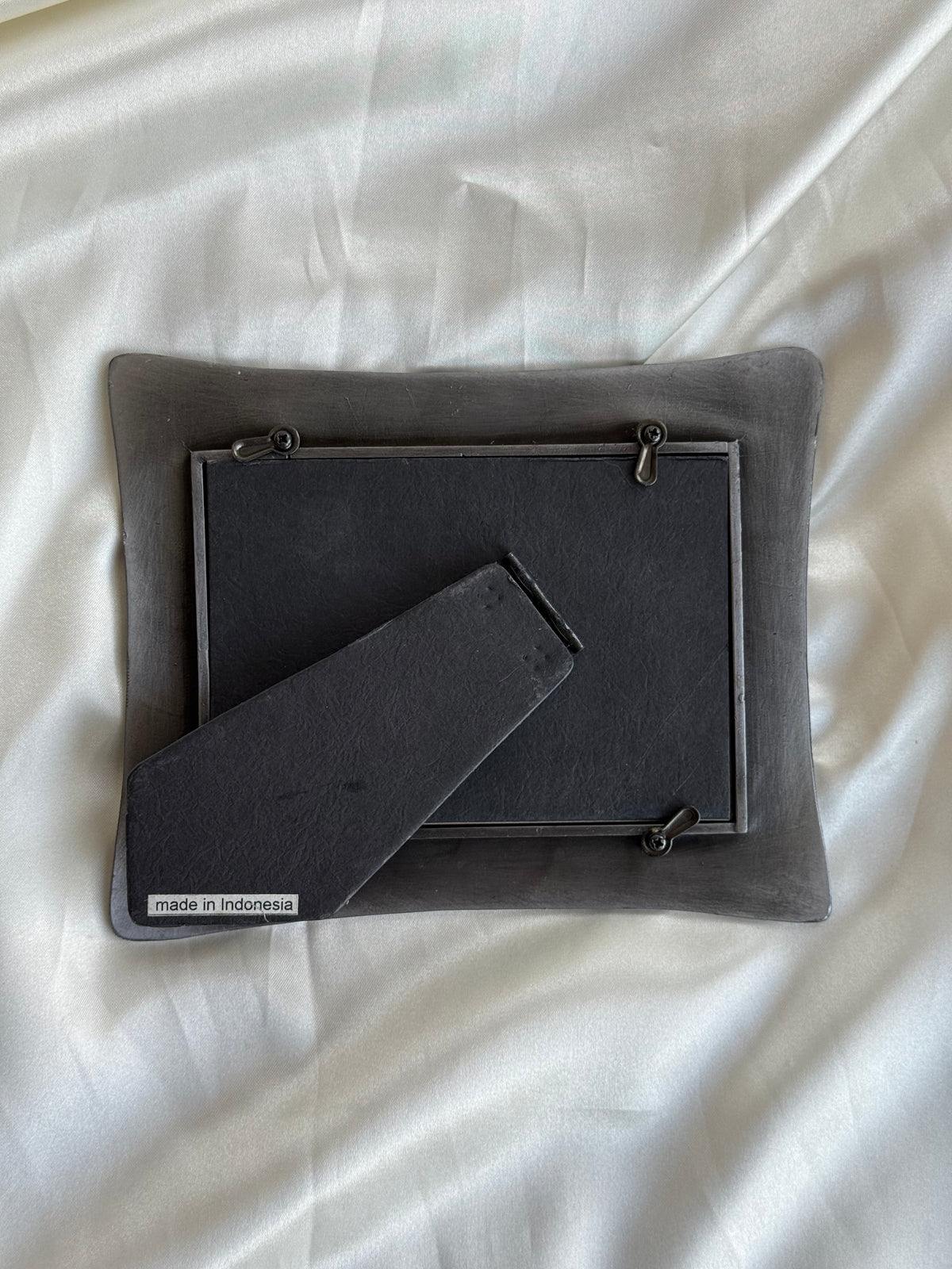 Heavy Vintage Silver-Tone Geometric Picture Frame