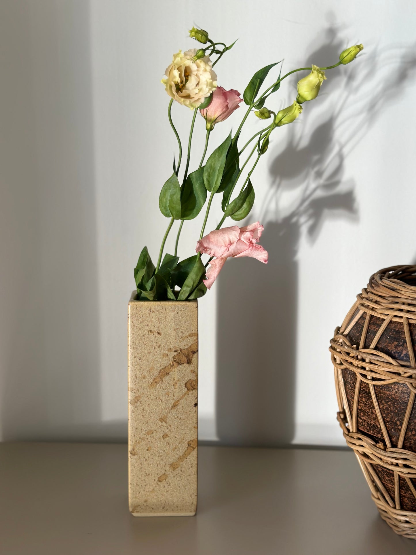 Handcrafted Pottery Vase – Minimalist Rectangular Design