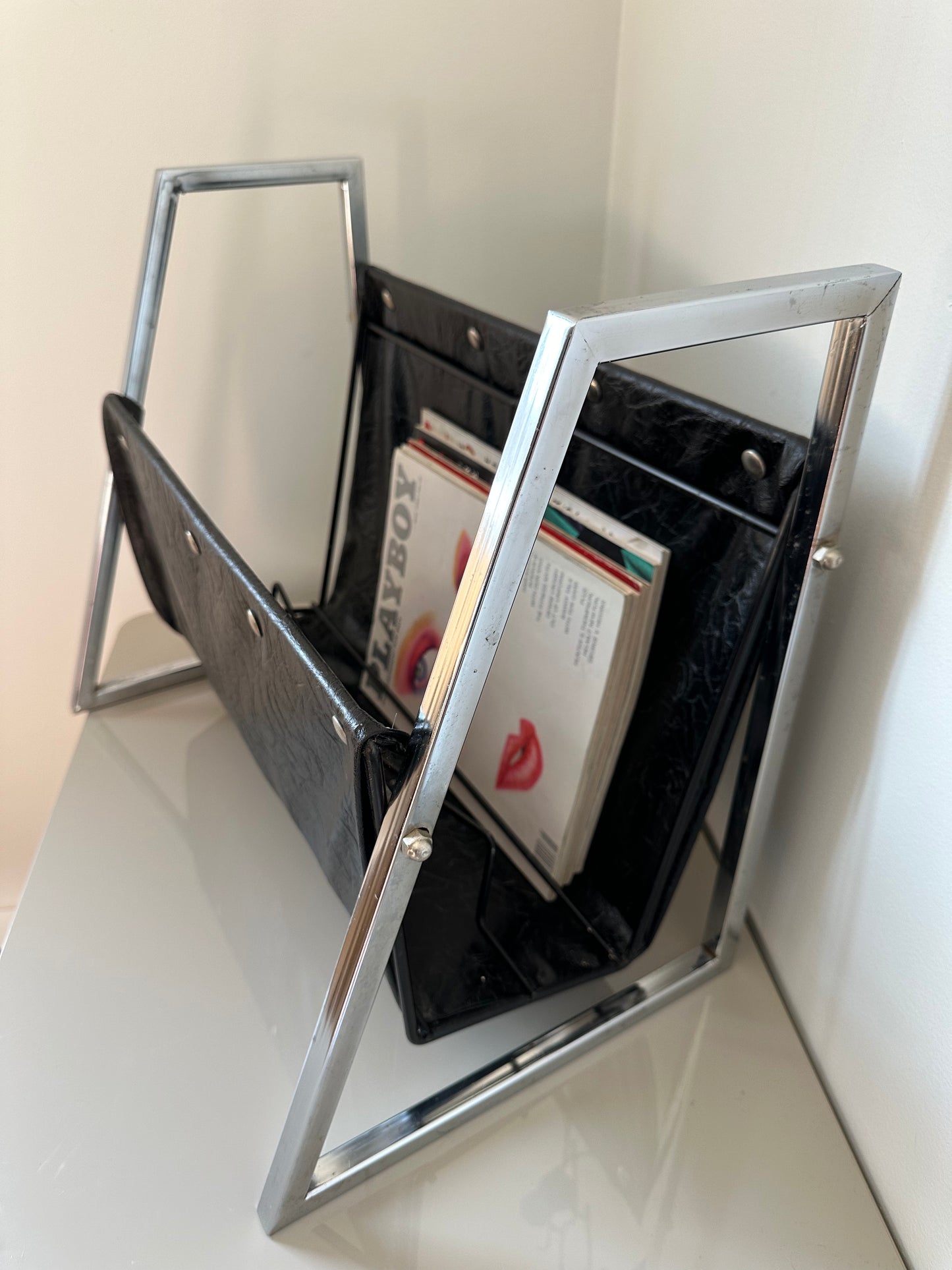 MCM magazine holder