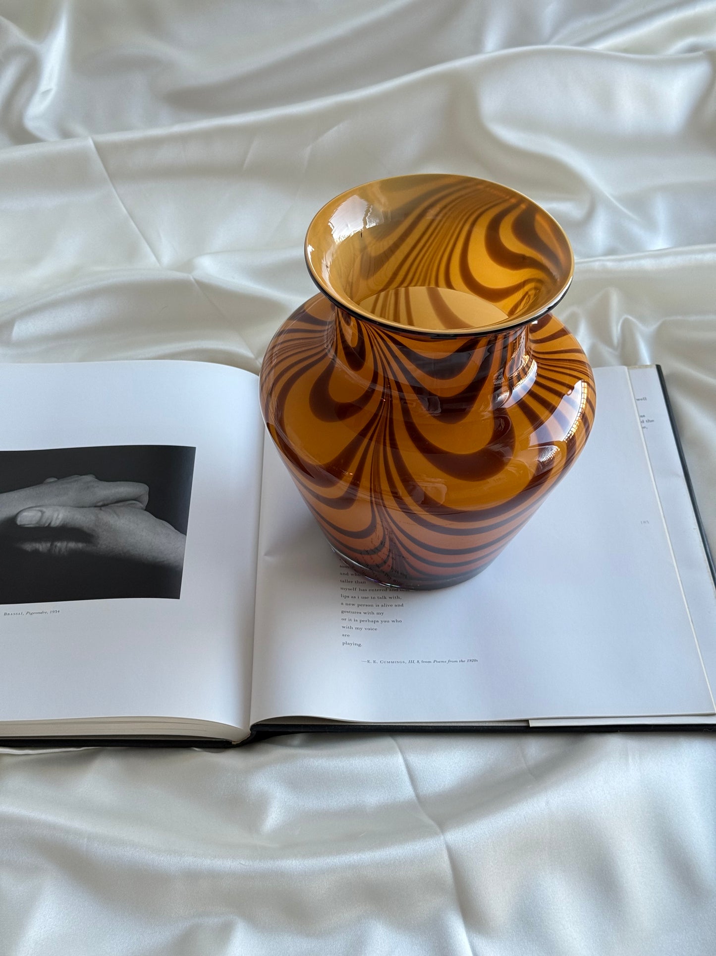 Vintage Art Glass Vase – Amber & Brown Swirl
