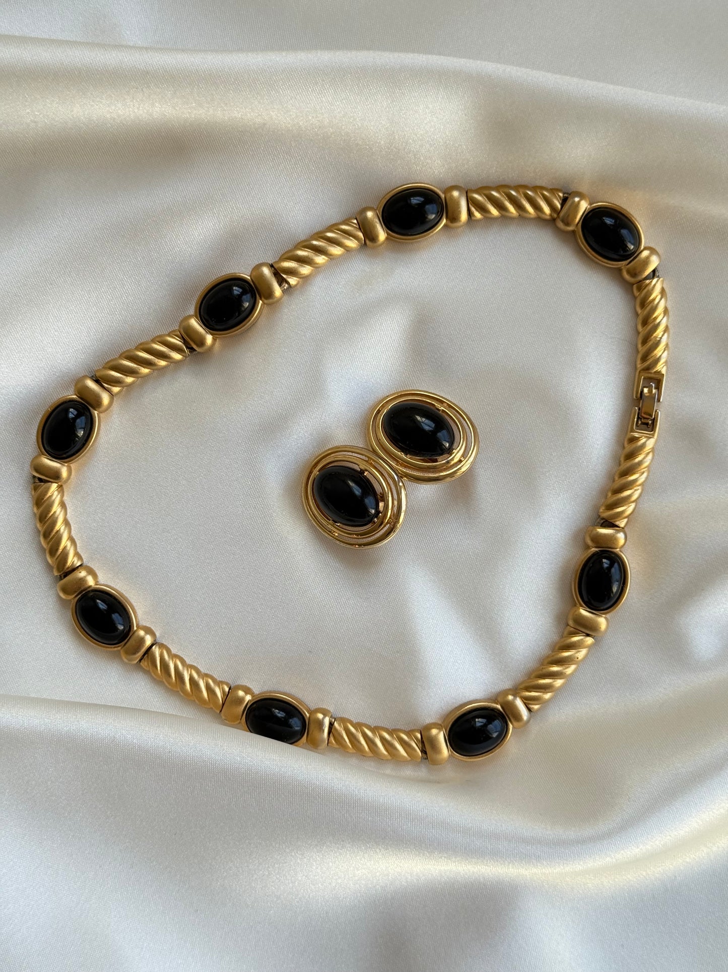 Vintage Gold-Tone & Black Cabochon Necklace