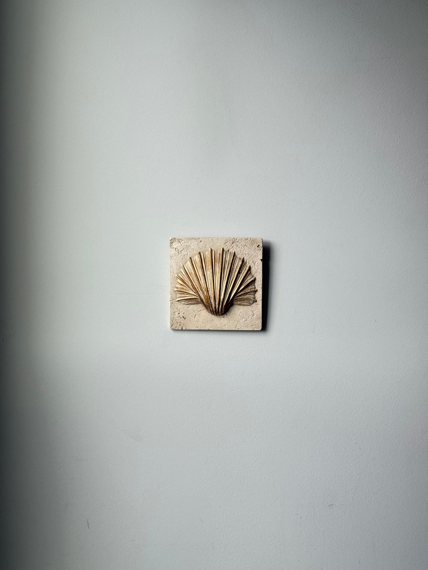 Vintage Canadian Ceramic Wall Art – Shell Set (2 pcs)