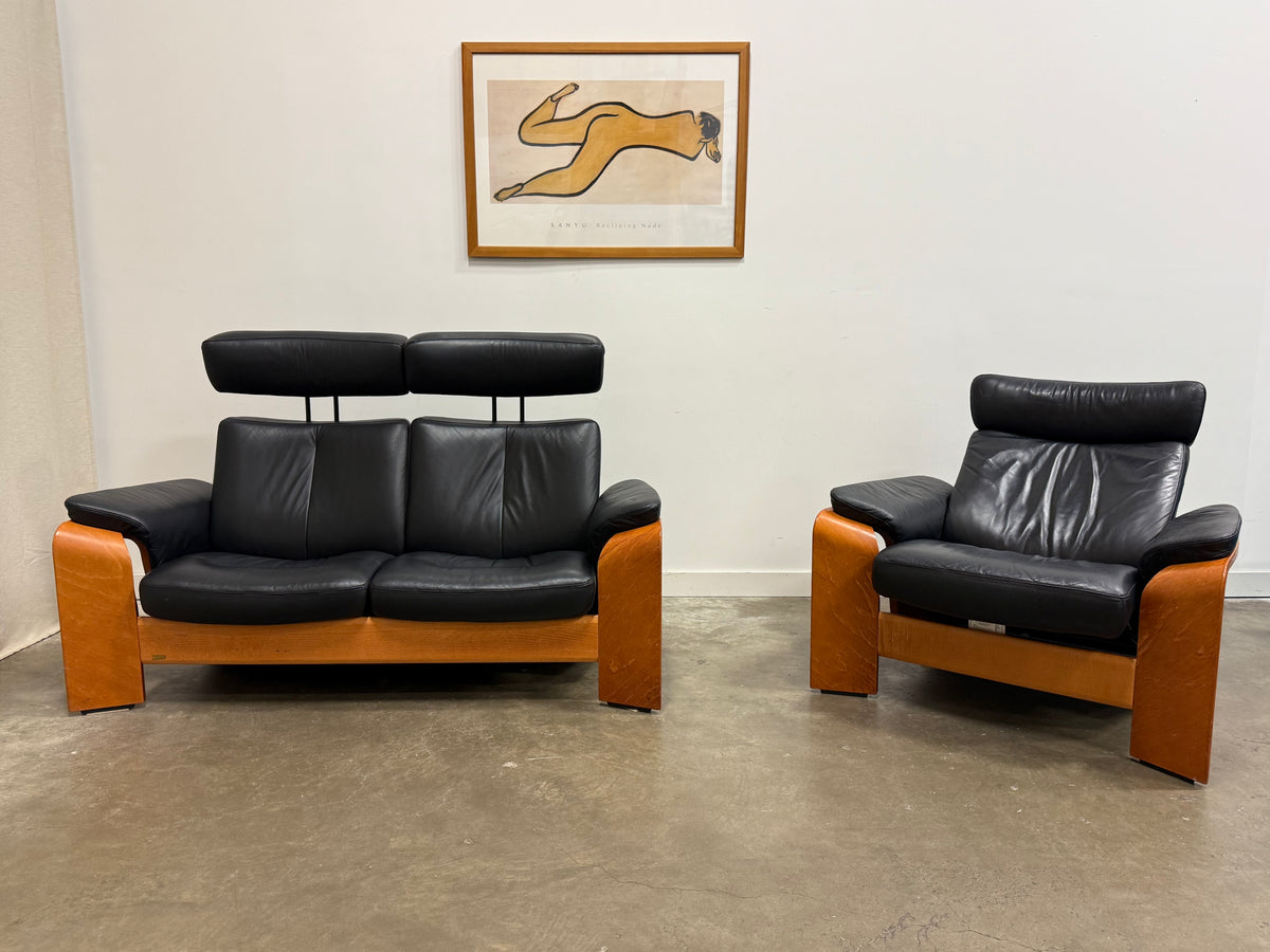 Stressless Pegasus loveseat and armchair by Ekornes, crafted in Norway