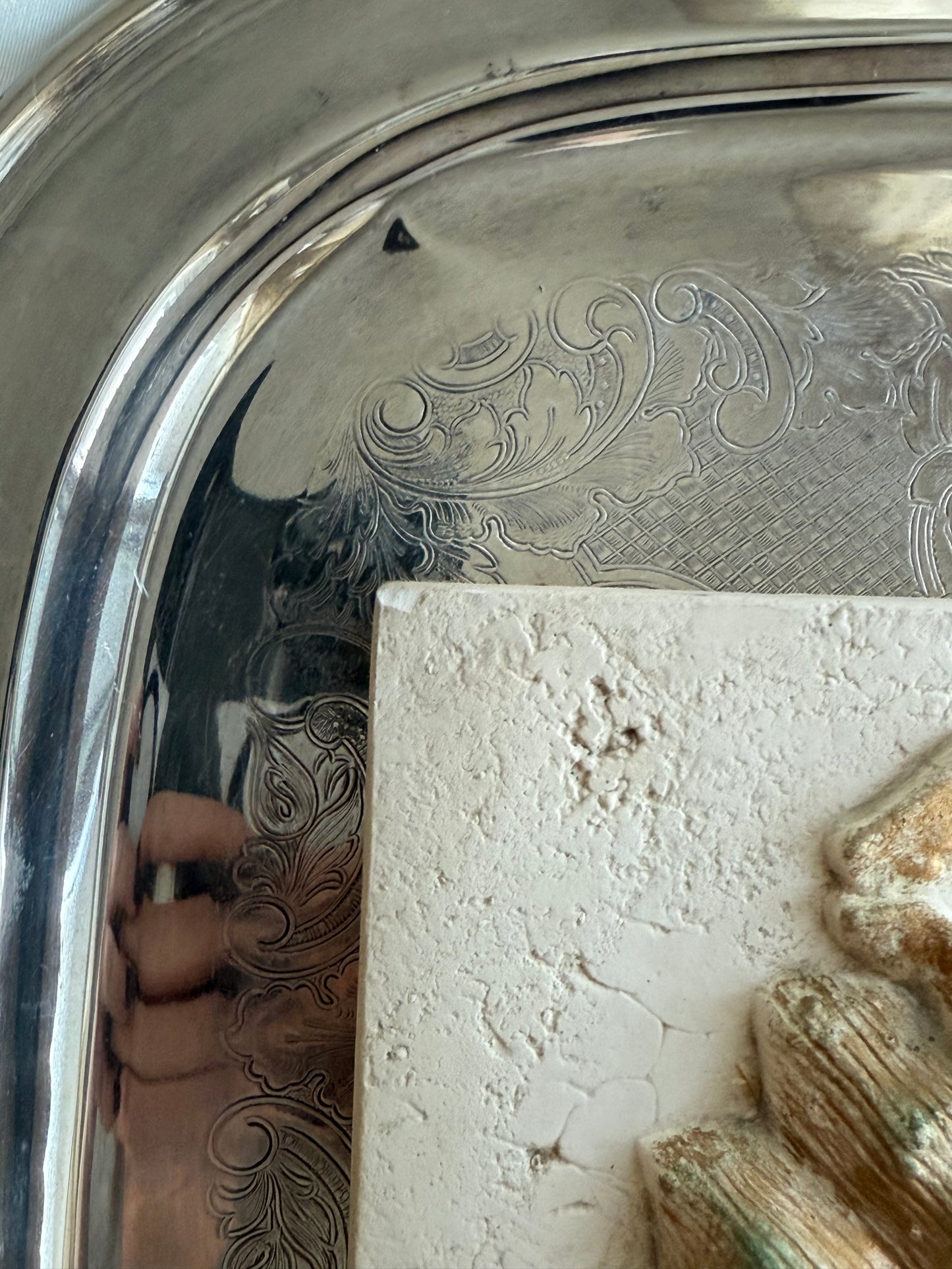 Vintage Canadian Ceramic Wall Art – Shell Set (2 pcs)