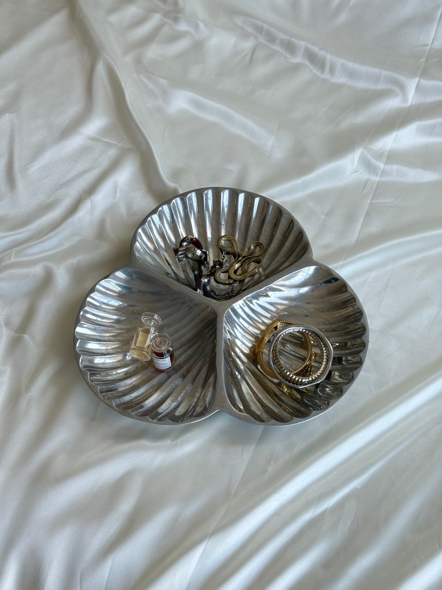 Large Triple Shell Catchall & Serving Dish