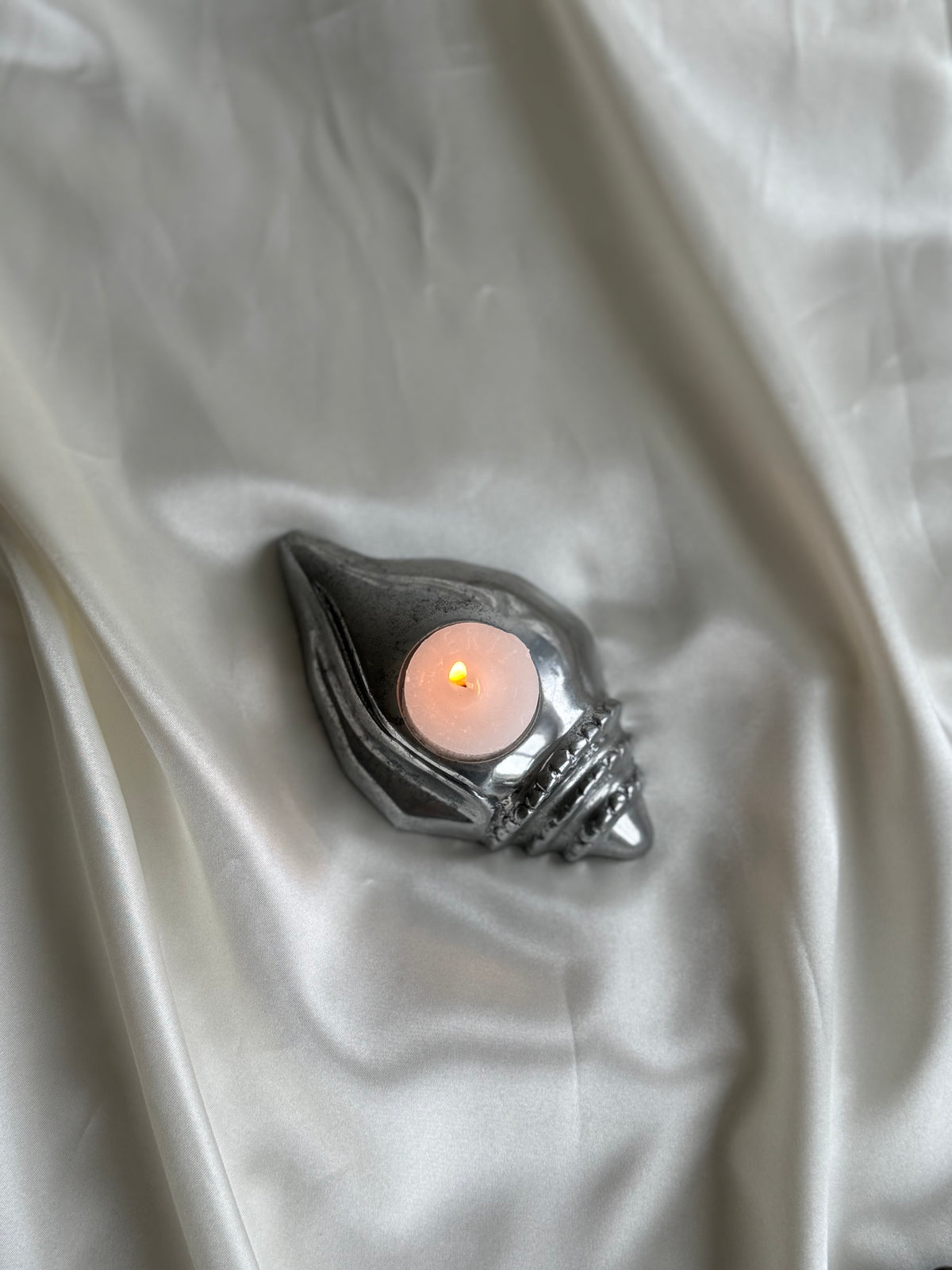 Vintage Silver-Tone Seashell Tealight Candle Holder