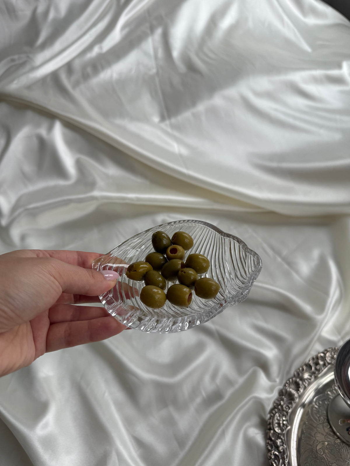 Vintage Clear Glass Shell-Shaped Serving Dish