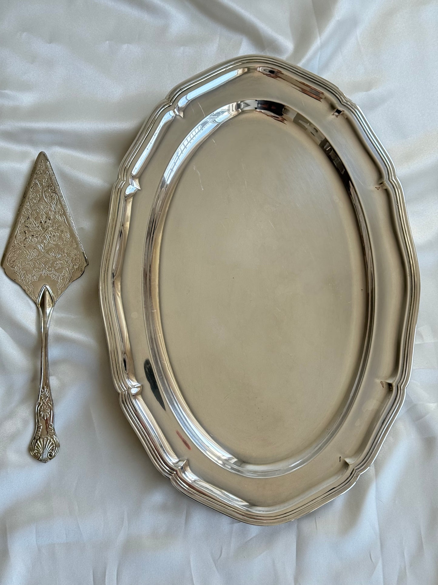 Vintage Large Silver Plated Serving Tray & Cake Server Set