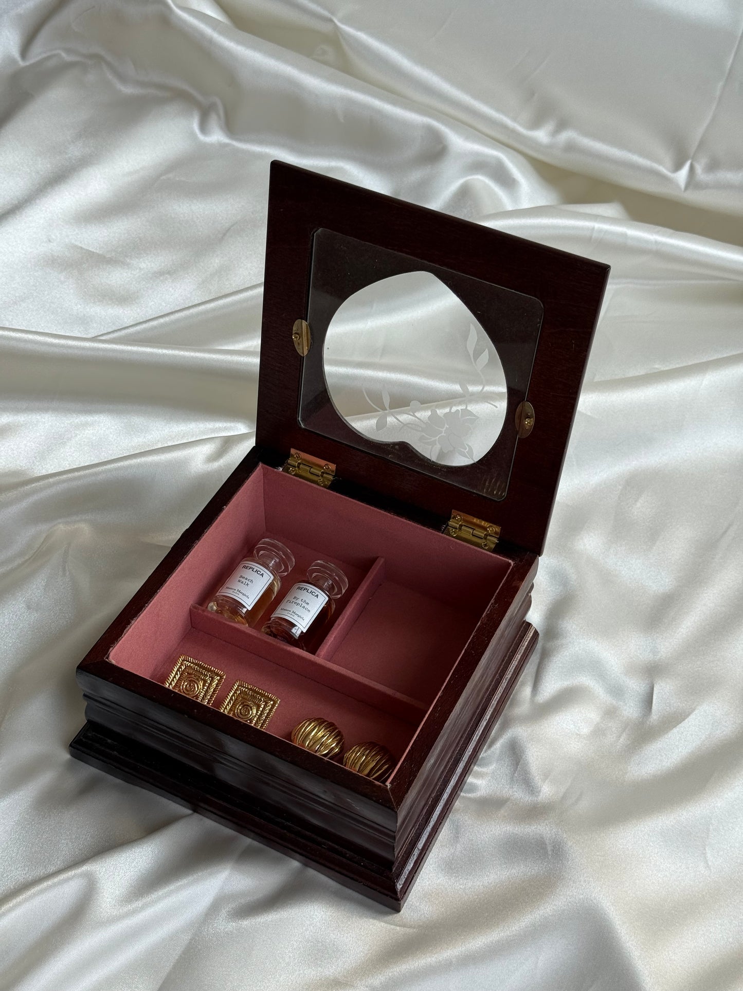 Vintage Wooden Jewelry Box with Heart glass
