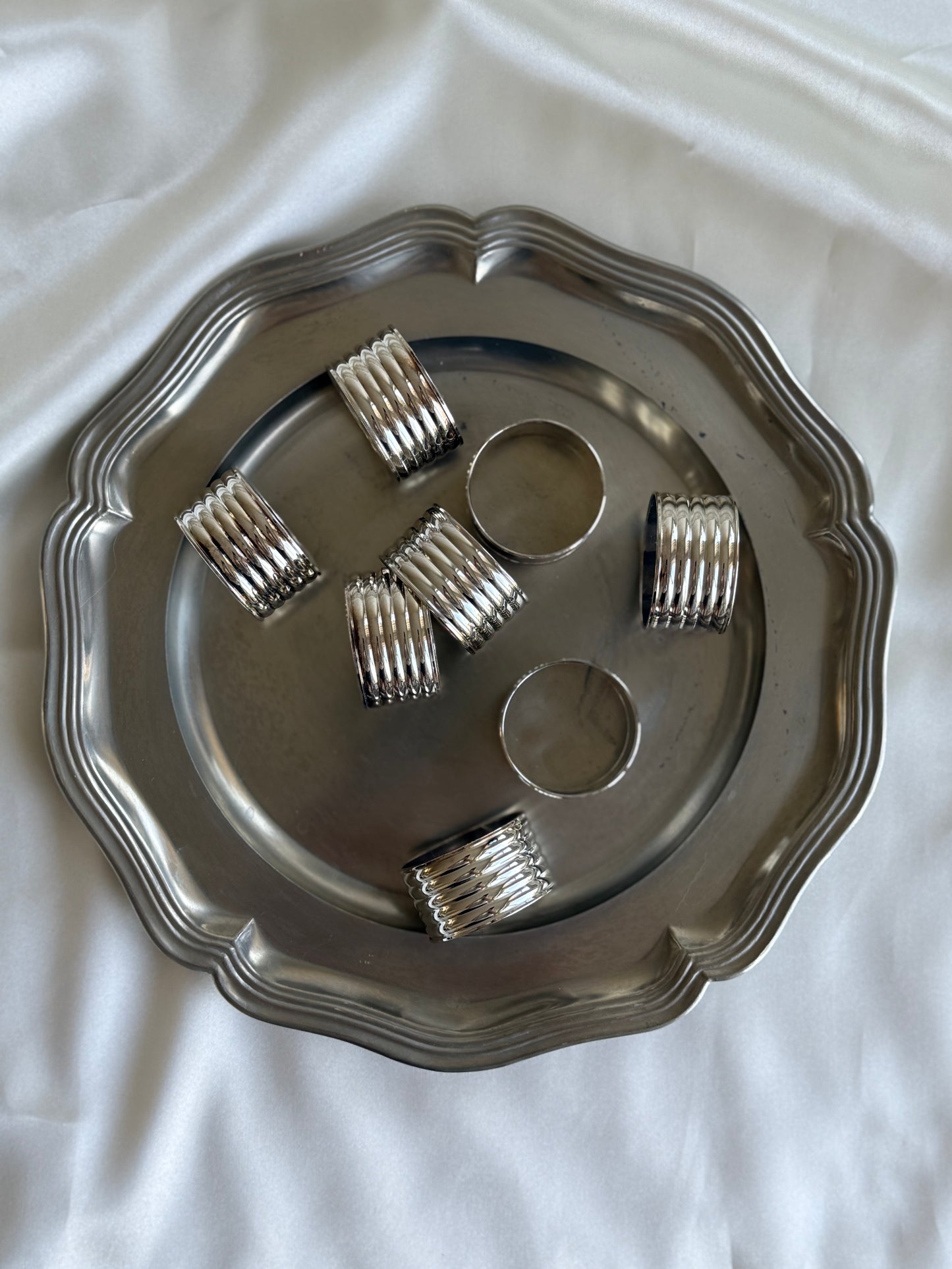 Vintage Silver Plated Napkin Rings – Set of 8