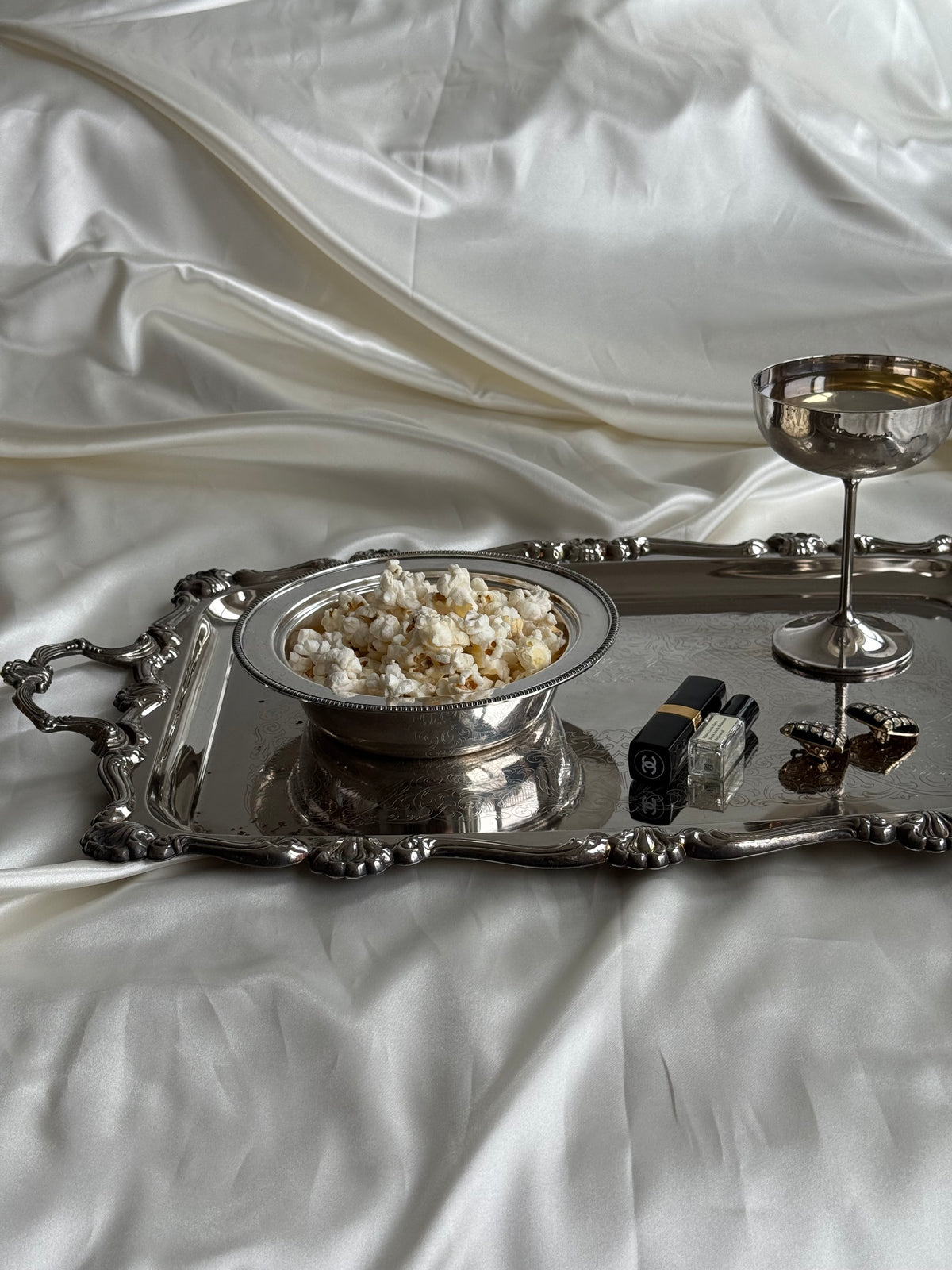 Vintage Silver-Plated Round Serving Bowl | Beaded Rim