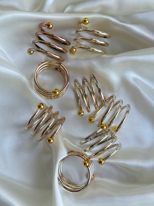 Vintage Sculptural Coil Napkin Rings – Set of 8