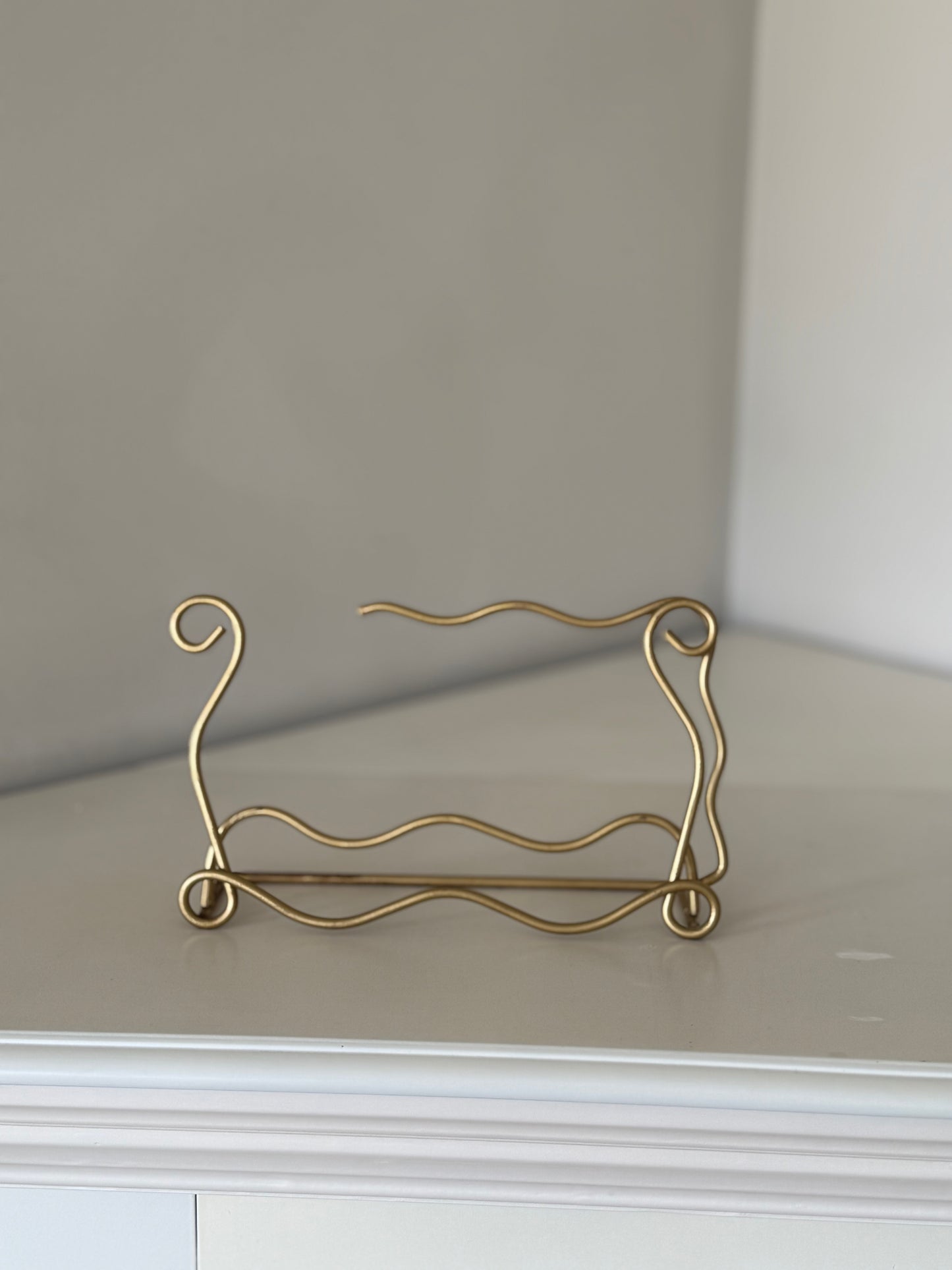 Vintage Gold Wire Display Easel