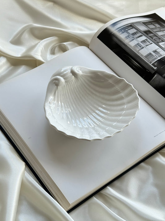 Vintage Ceramic Shell Dish