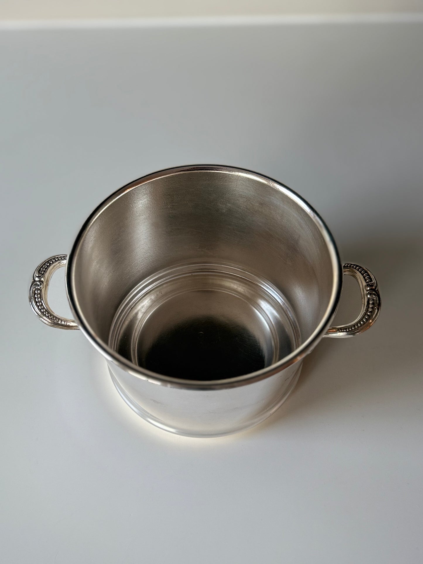 Vintage “Primrose Plate” Silver-Plated Bowl on Copper – c. 1950s