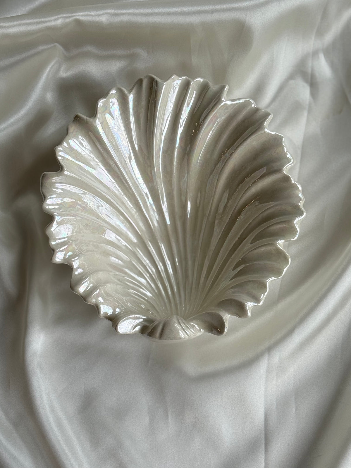 Vintage Iridescent Ceramic Scallop Shell Dish