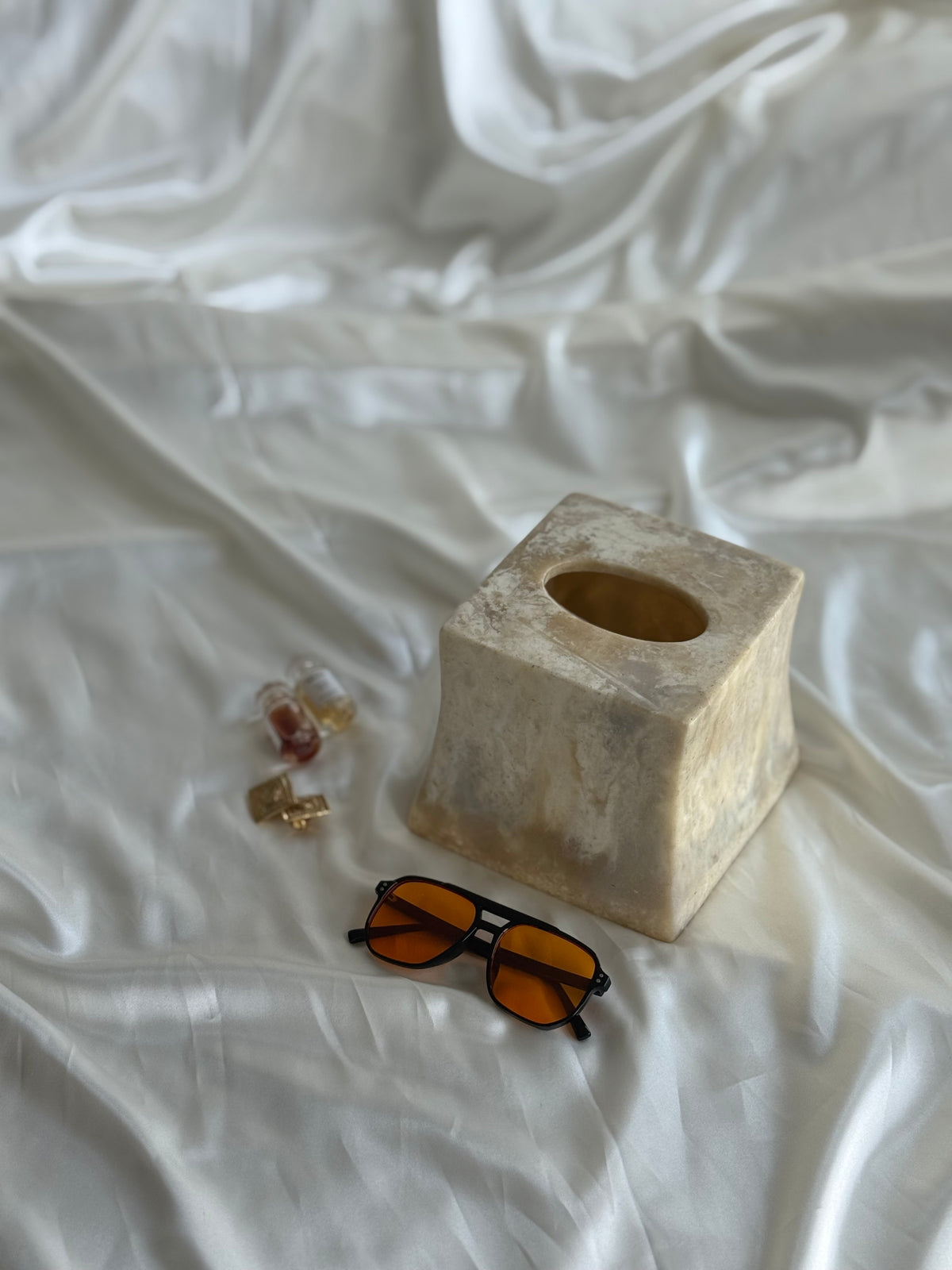 Vintage Faux Marble Tissue Box