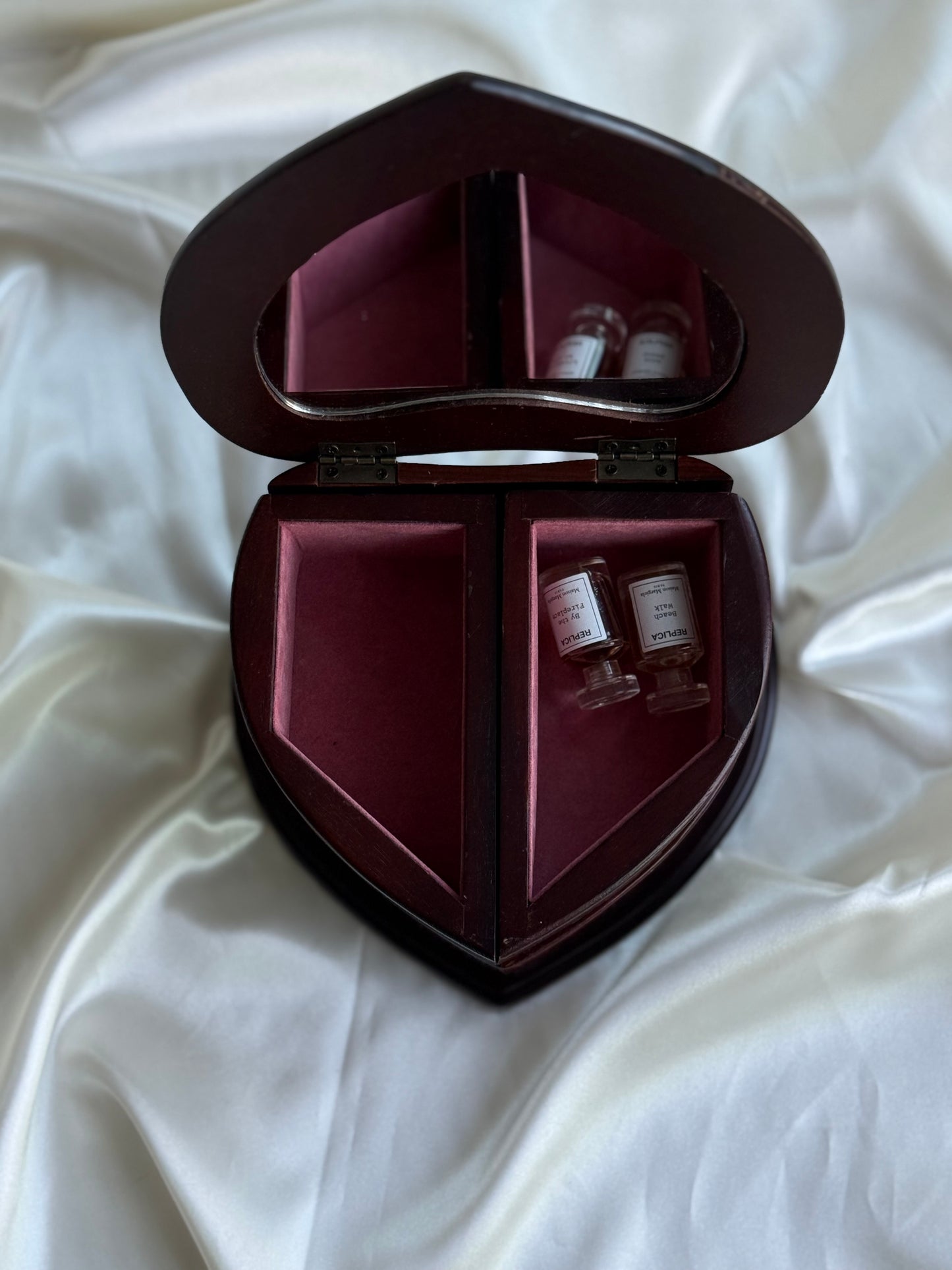 Vintage Heart-Shaped Wooden Jewelry Box with Mirror
