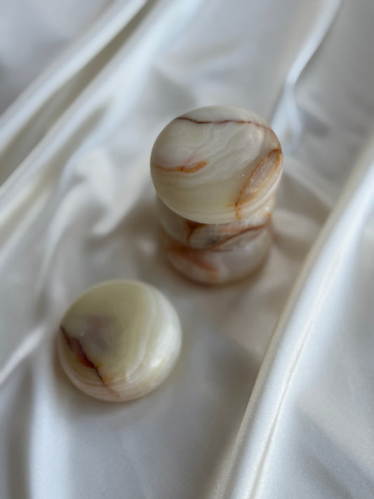 Onyx Rounds — Set of 4