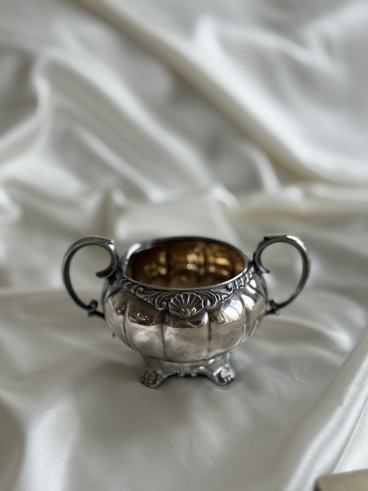 Vintage Leonard Silver Plated Footed Sugar Bowl – Ornate Double Handle Design