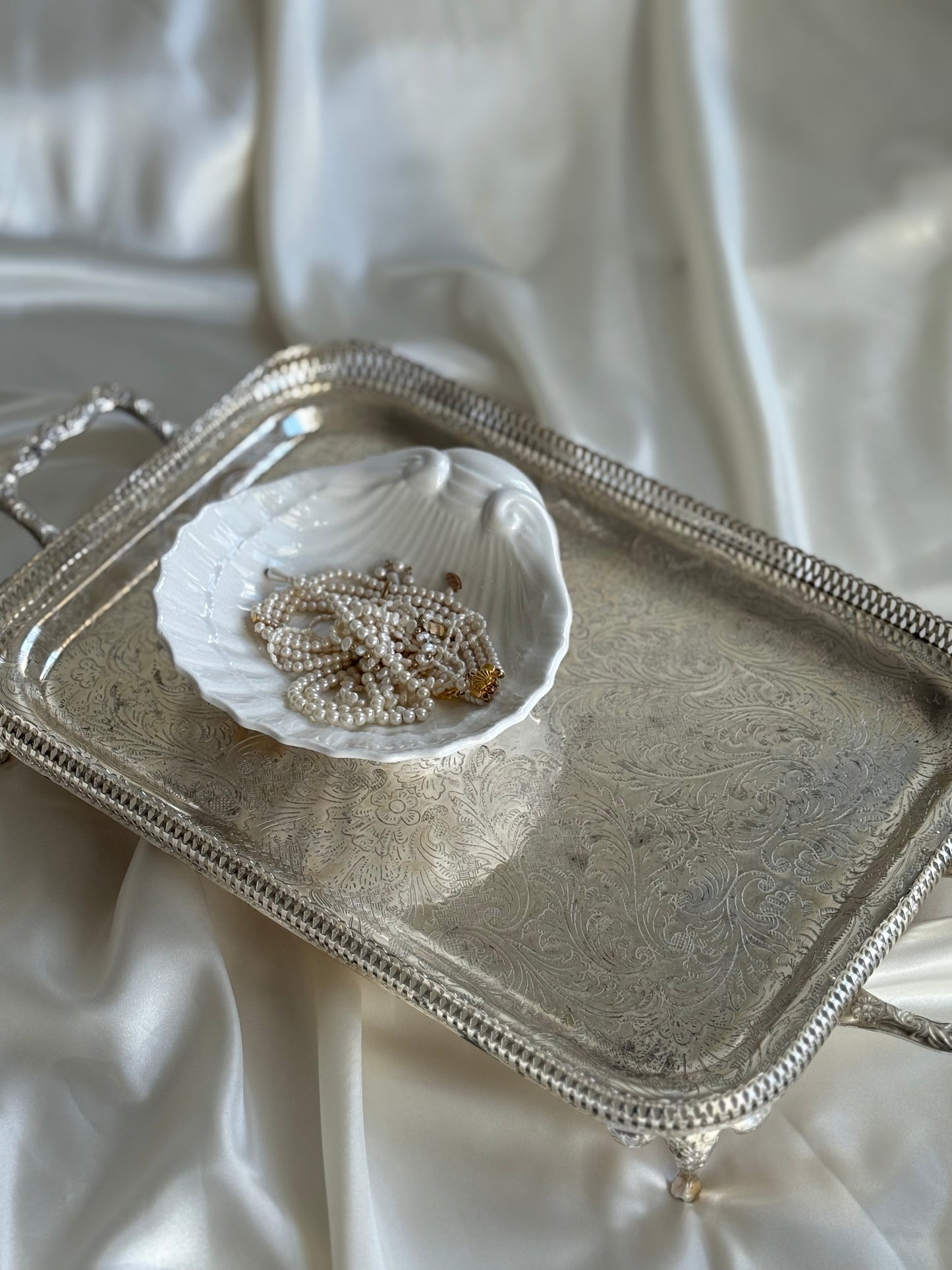 Vintage Ceramic Shell Dish
