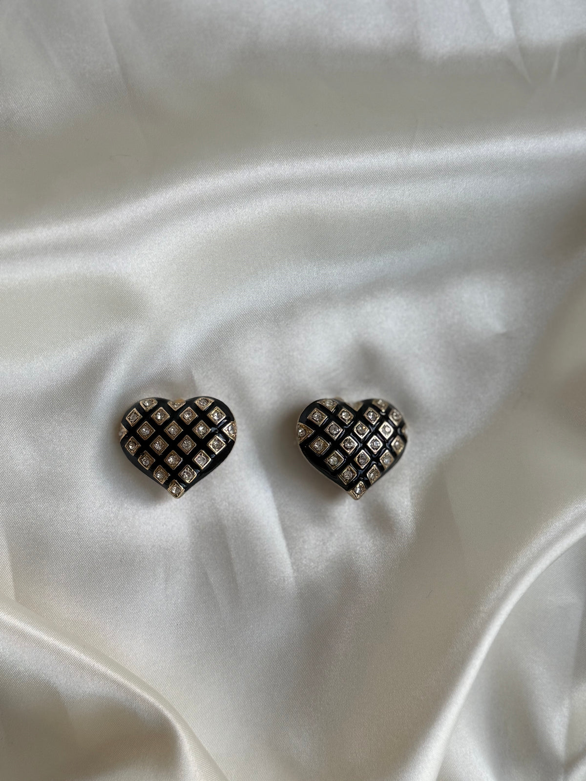 Vintage Black Enamel & Rhinestone Heart Clip-On Earrings