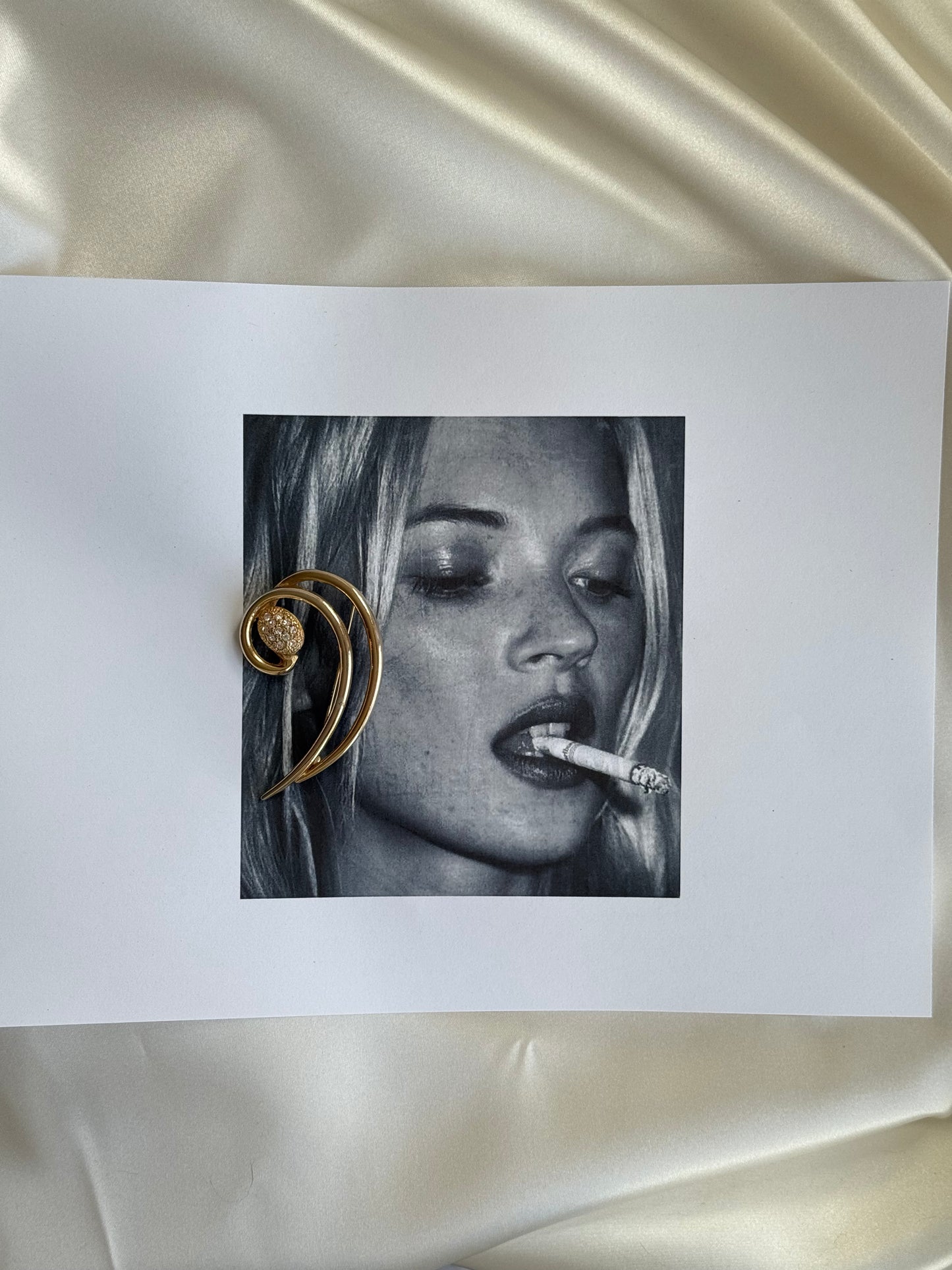 Vintage Gold-Tone Swirl Brooch with Rhinestones
