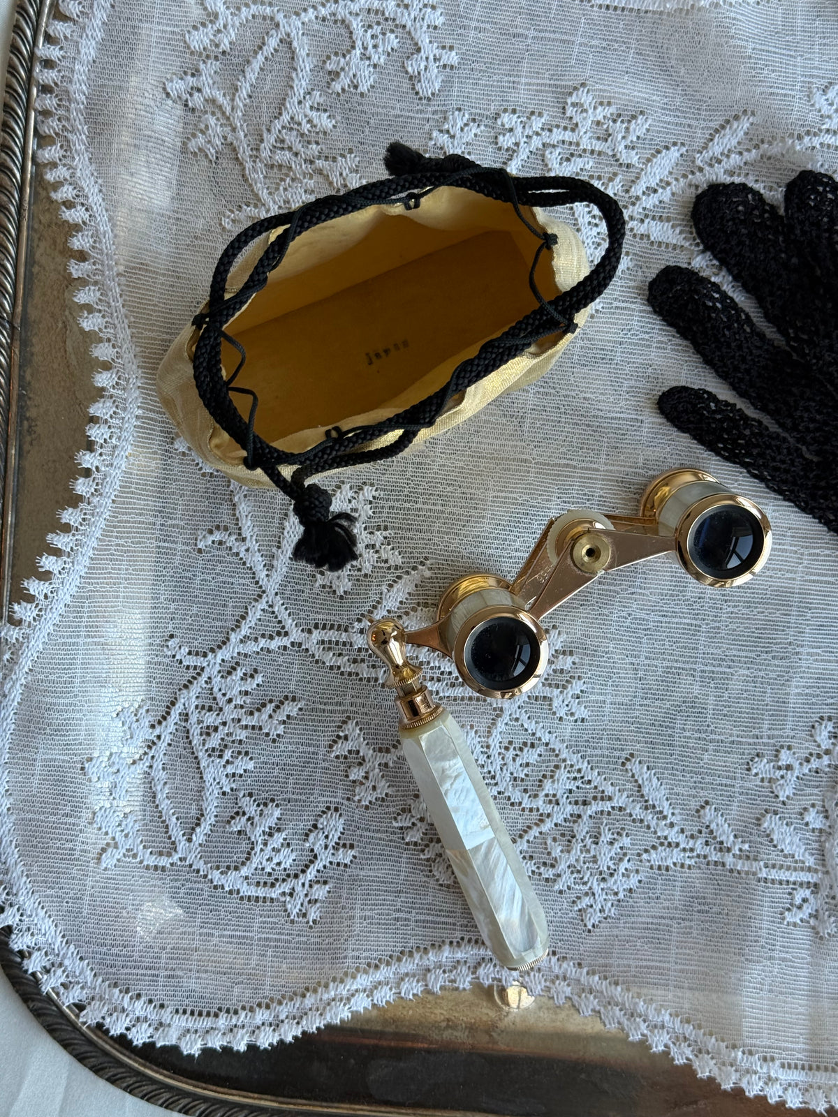 Mother-of-Pearl Opera Glasses | Elegant Theatre Binoculars