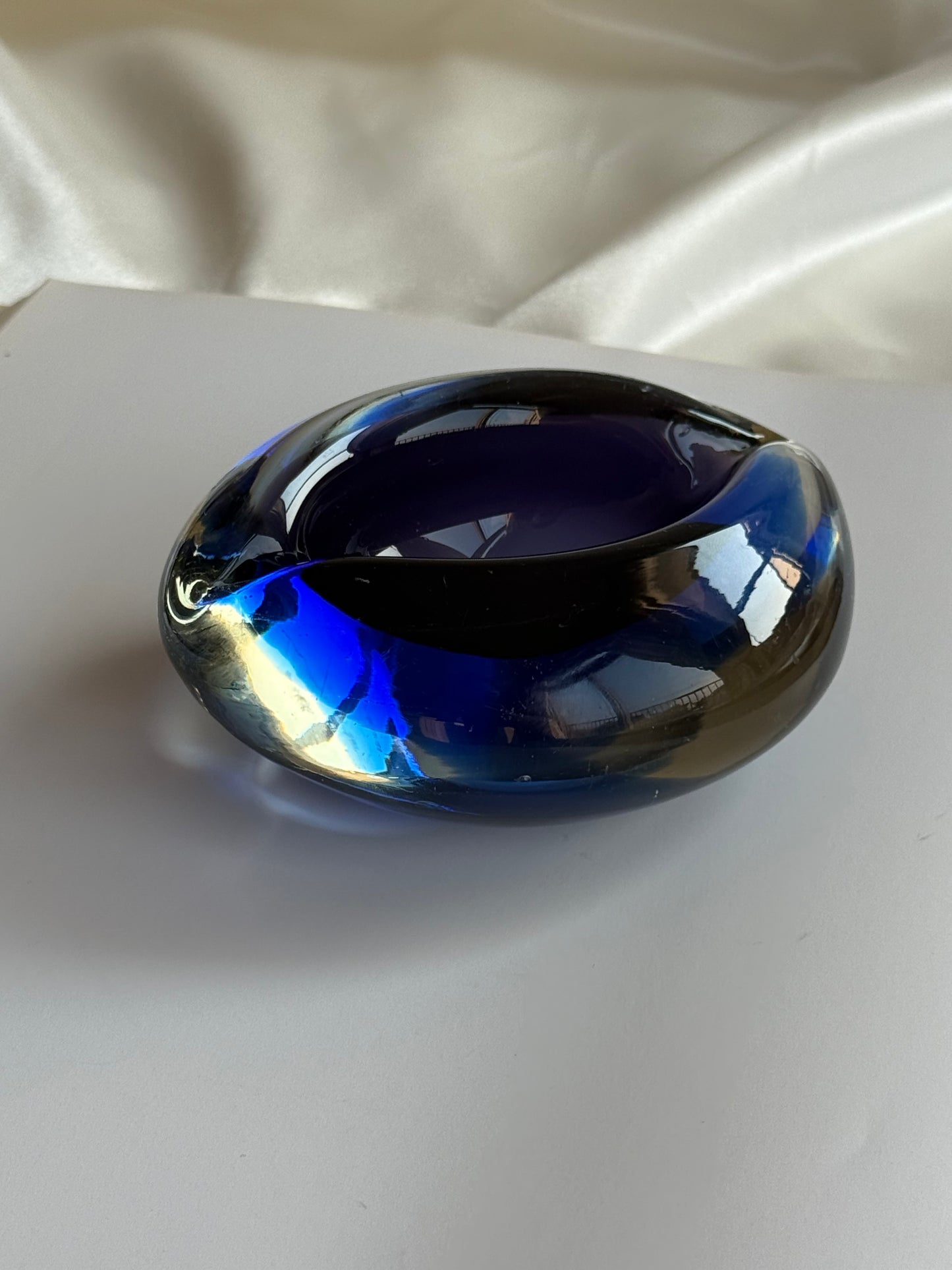 Vintage Cobalt Blue Art Glass Eye Ashtray