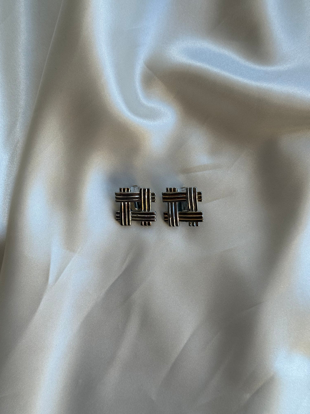 Vintage Silver-Tone Geometric Basket-Weave Clip-On Earrings