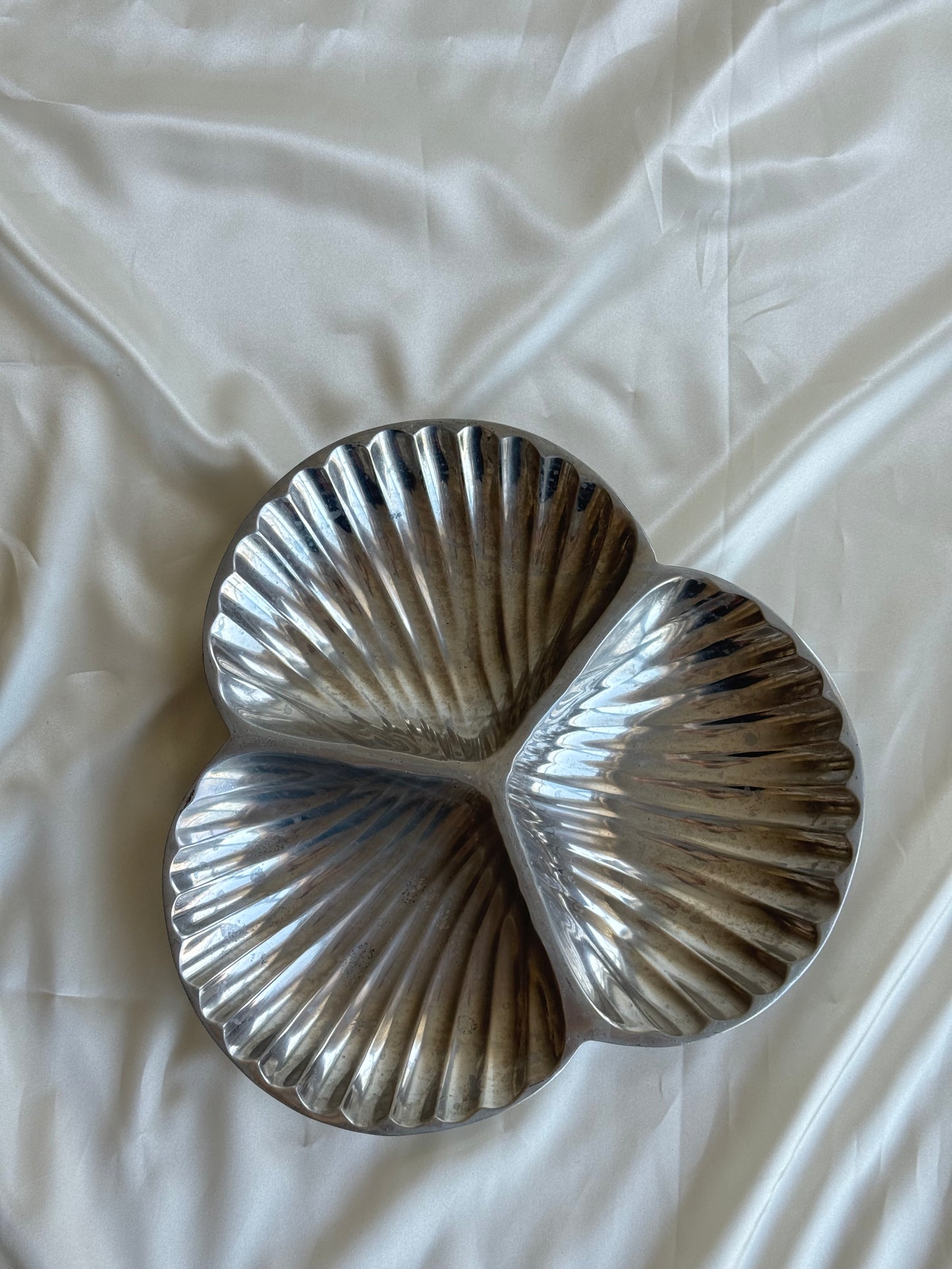Large Triple Shell Catchall & Serving Dish