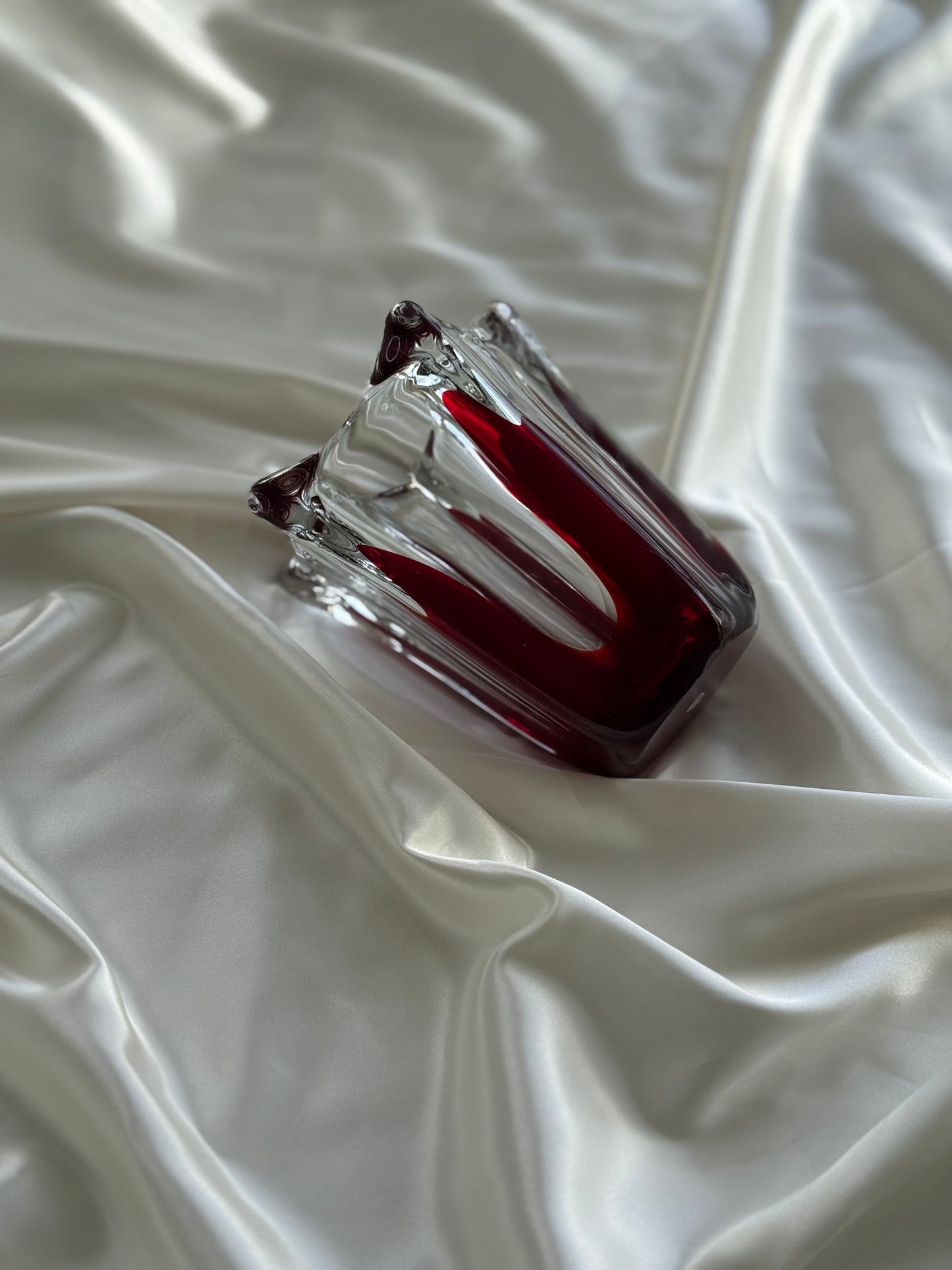 Vintage Murano Style Art Glass Vase – Red & Clear Sculptural Form
