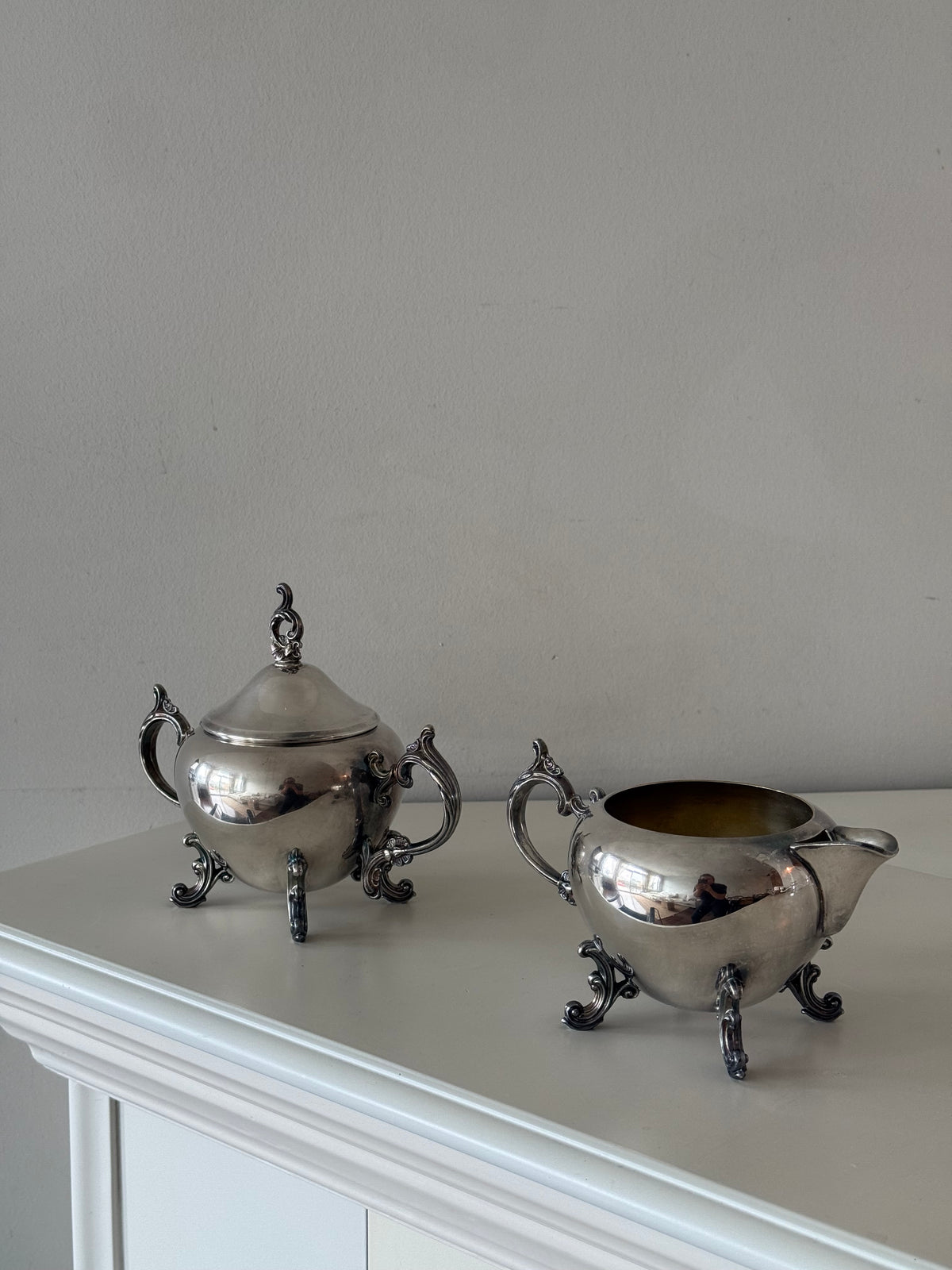 Vintage Silver Plated Footed Sugar Bowl & Creamer Set – Ornate Scroll Design