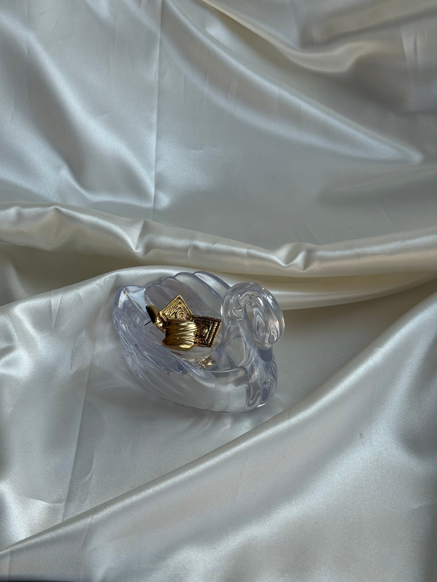 Vintage Clear Acrylic Swan Trinket Dish
