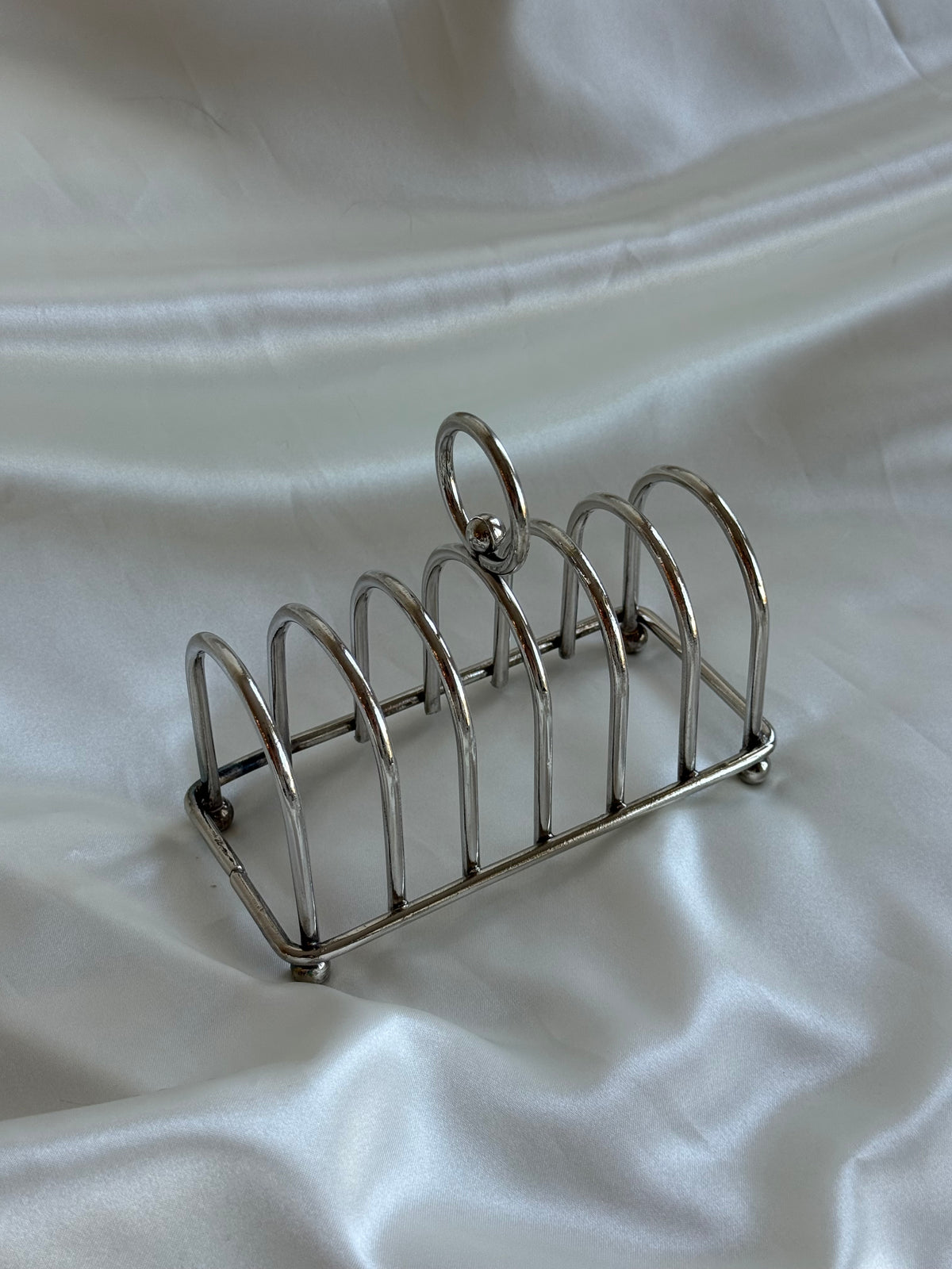Vintage Silver Plated Toast Rack – Arched Wire Design with Ring Handle