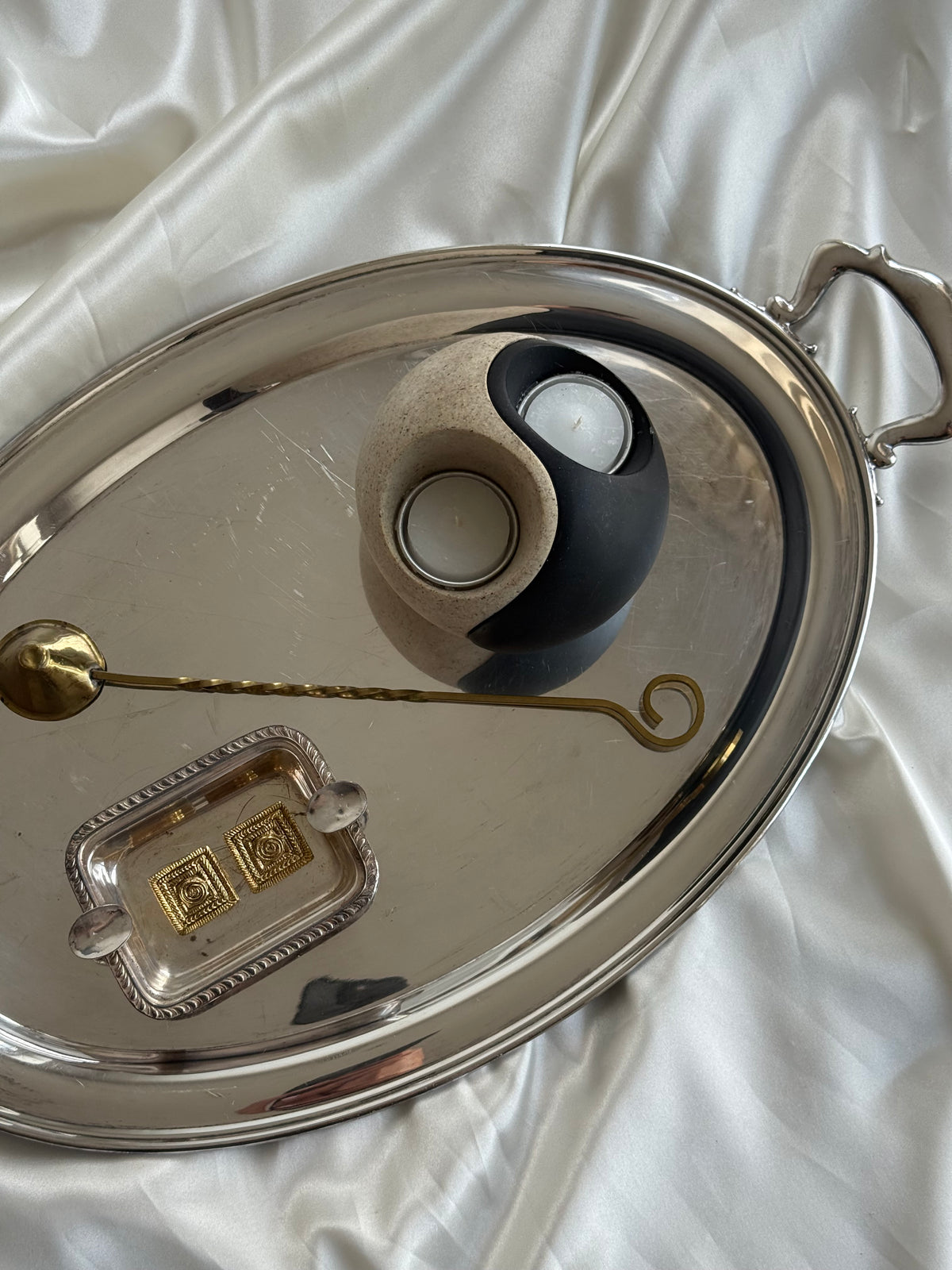 Vintage Yin Yang Double Tealight Candle Holder