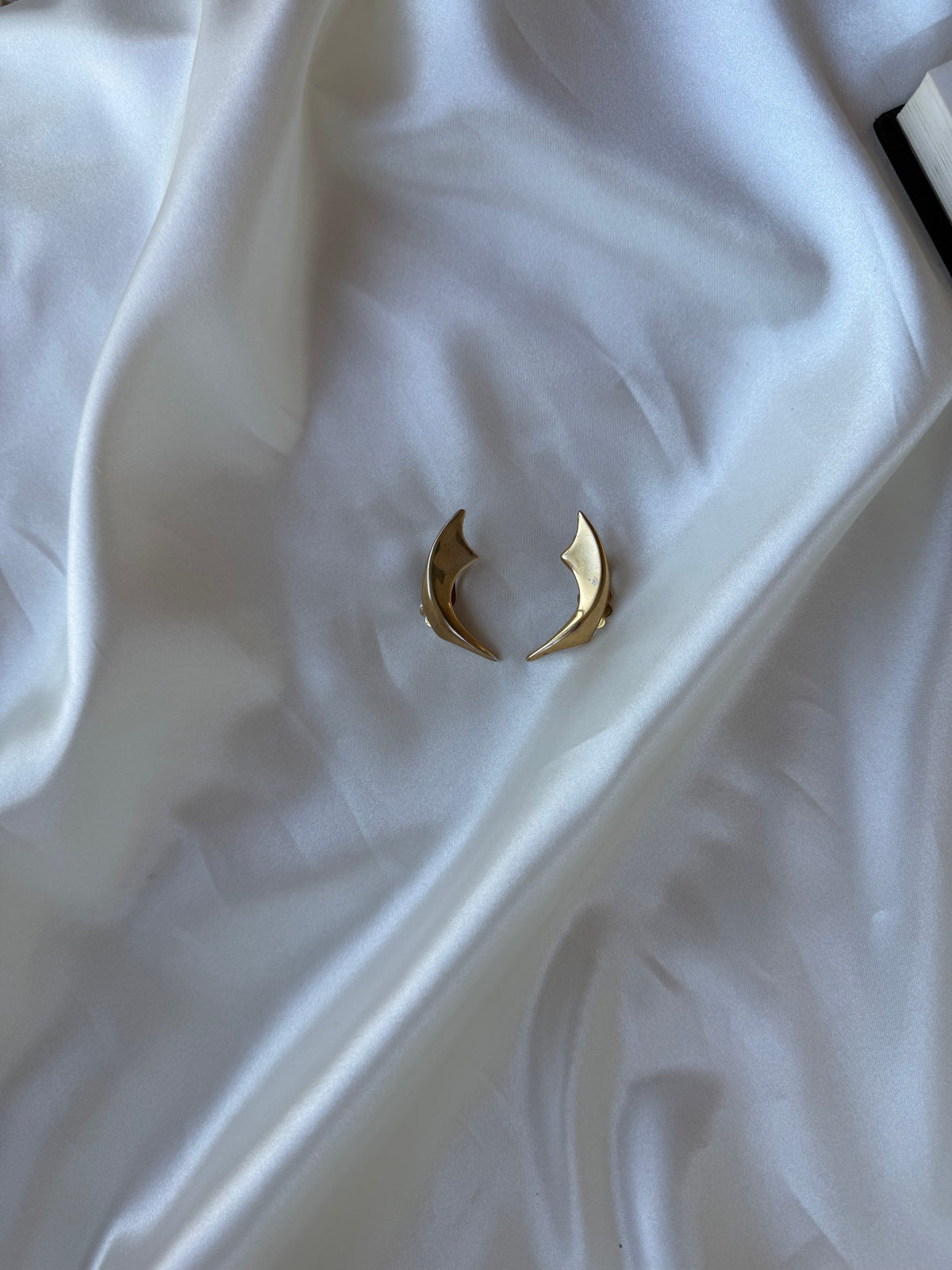 Vintage Sculptural Gold-Tone Clip-On Earrings