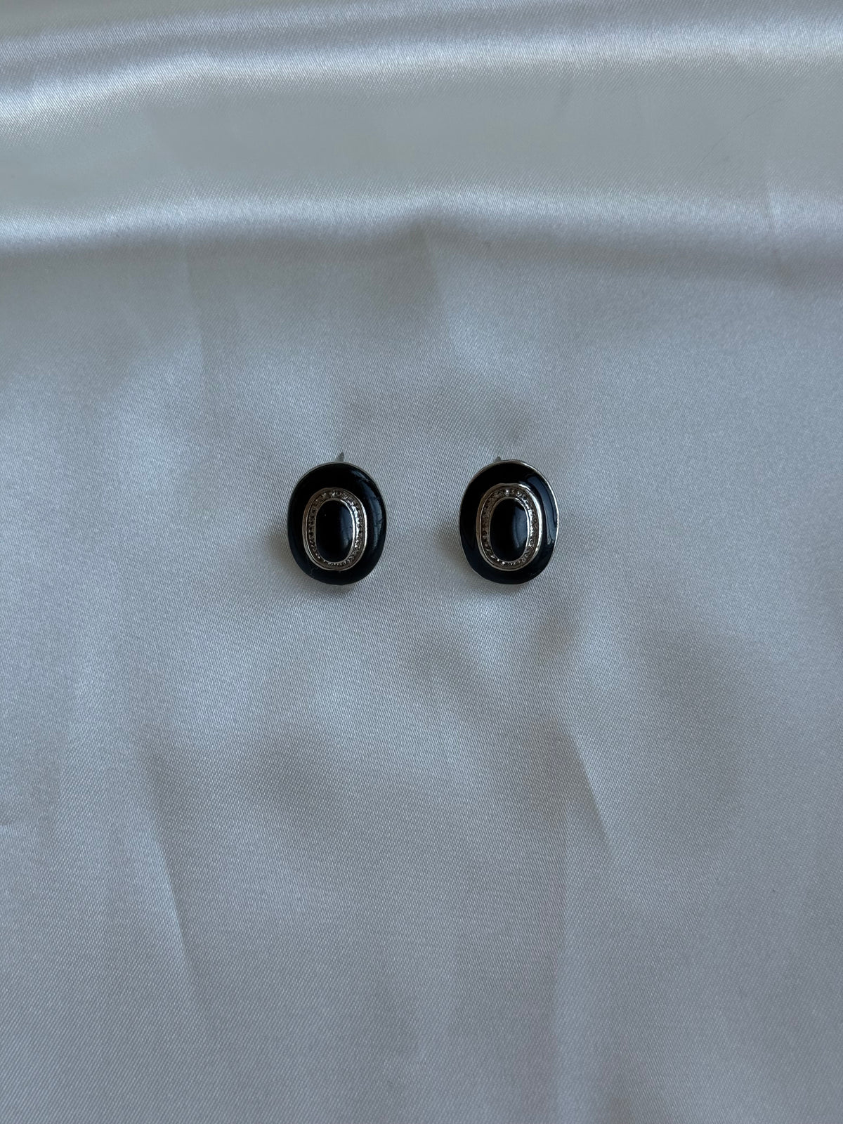 Vintage Black & Silver-Tone Oval Stud Earrings