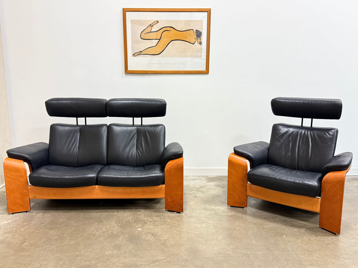 Stressless Pegasus loveseat and armchair by Ekornes, crafted in Norway