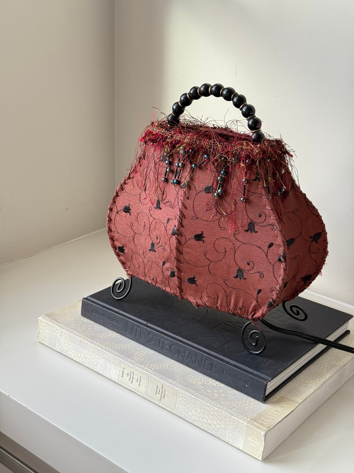 Vintage Handbag Style Table Lamp – Textile & Beaded Detail